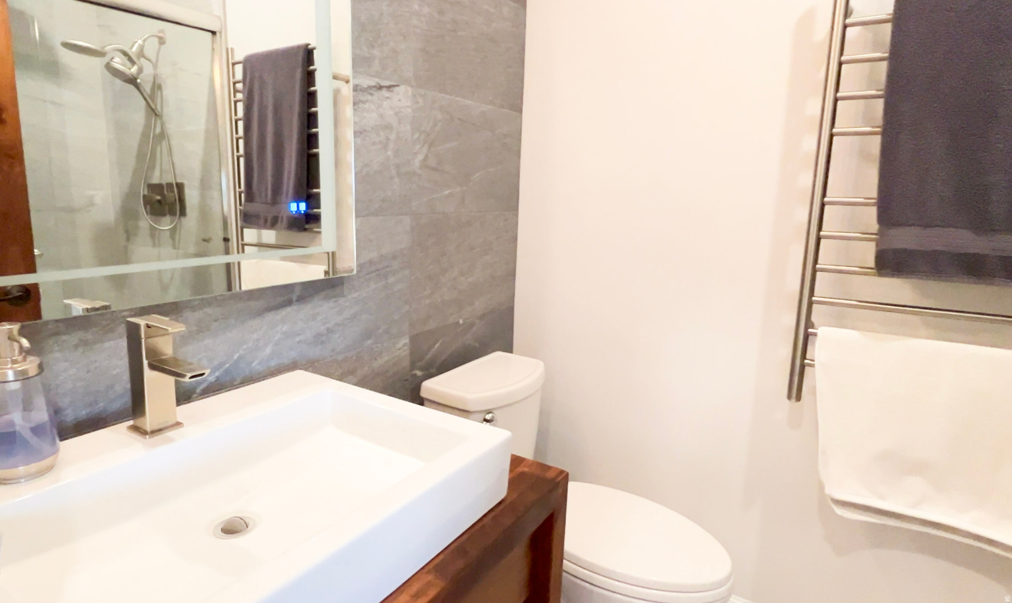 main property photo 70