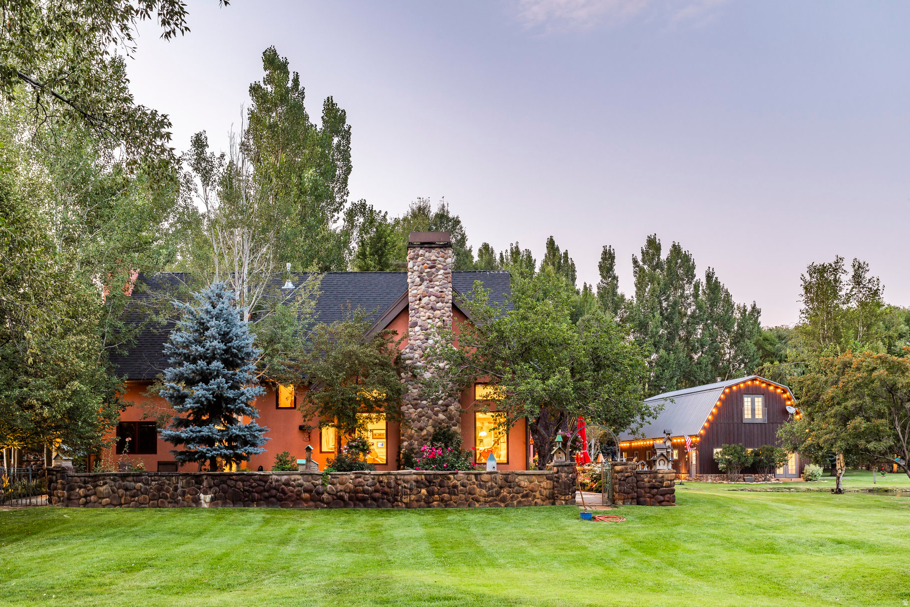 main property photo 8