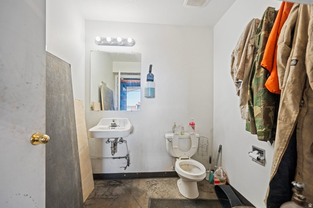 main property photo 29