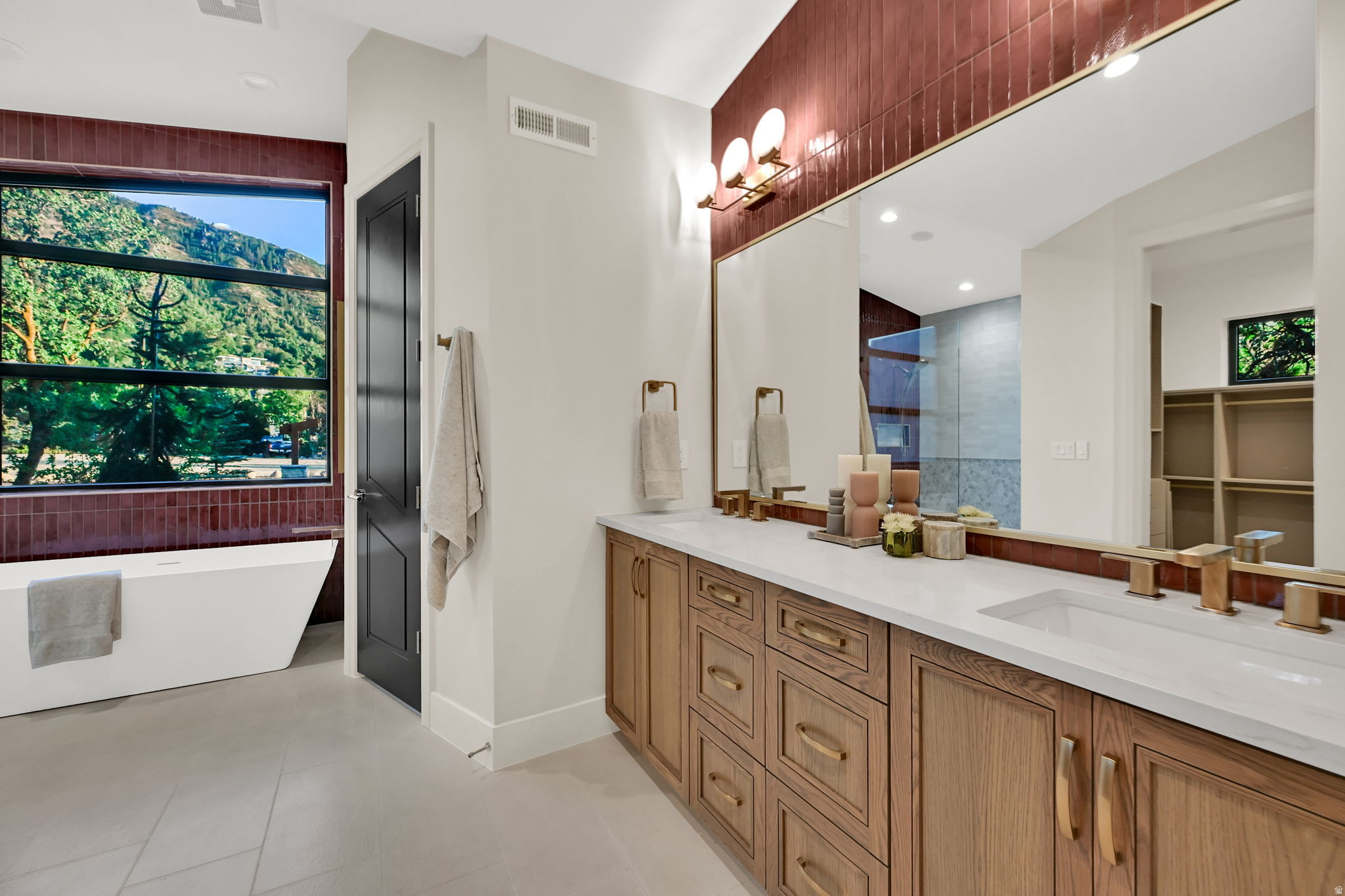 main property photo 63