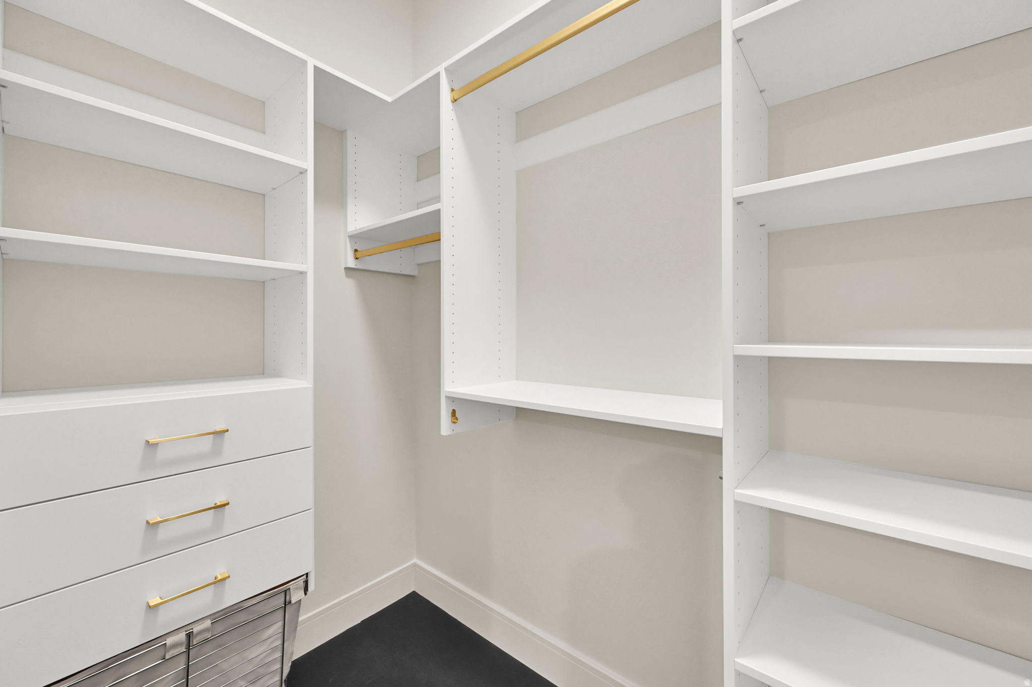 main property photo 94