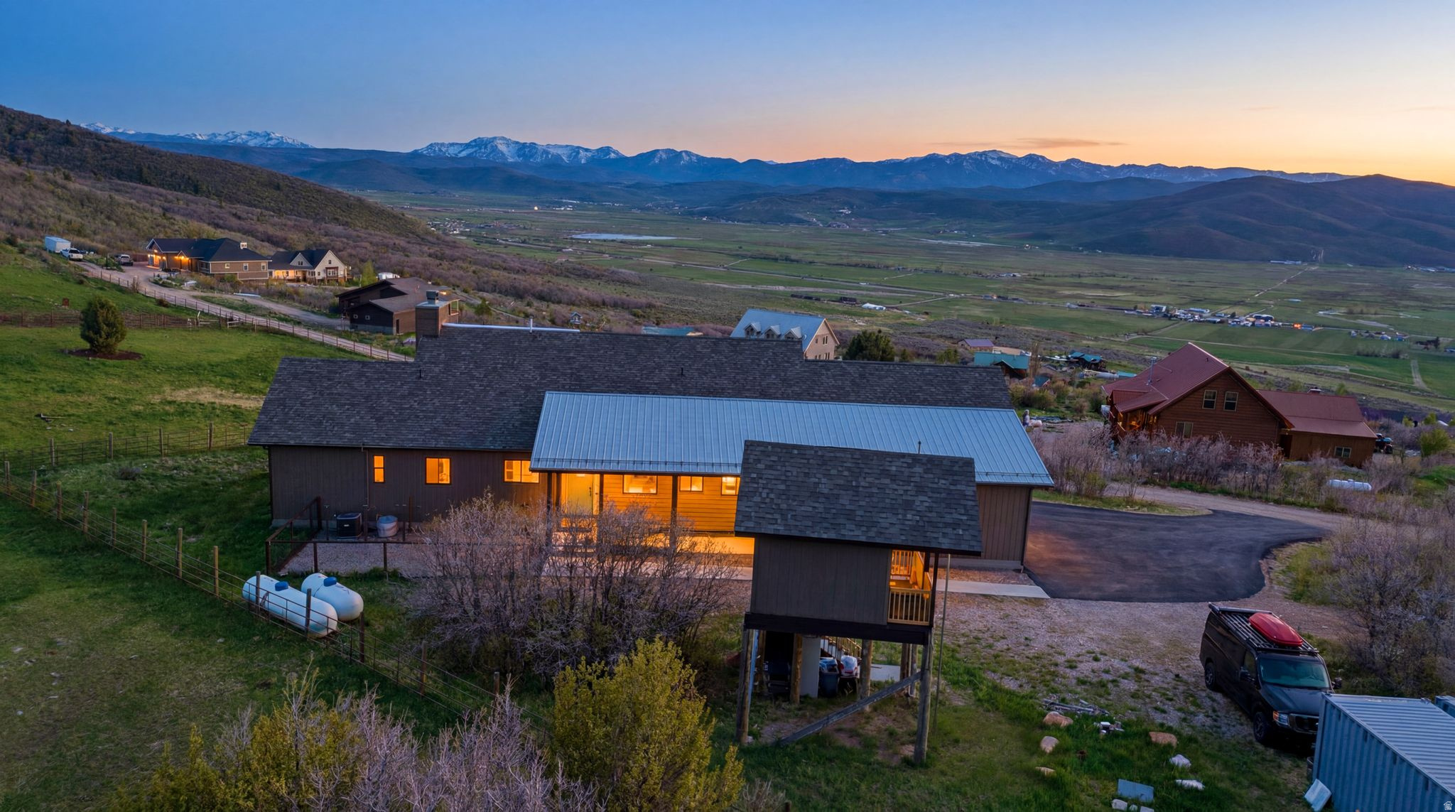 main property photo 79