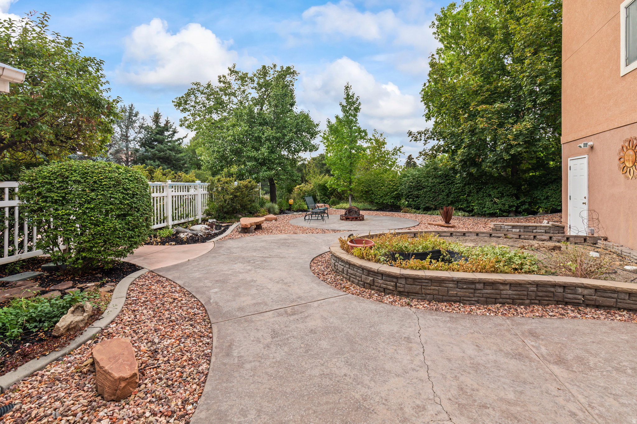 main property photo 118