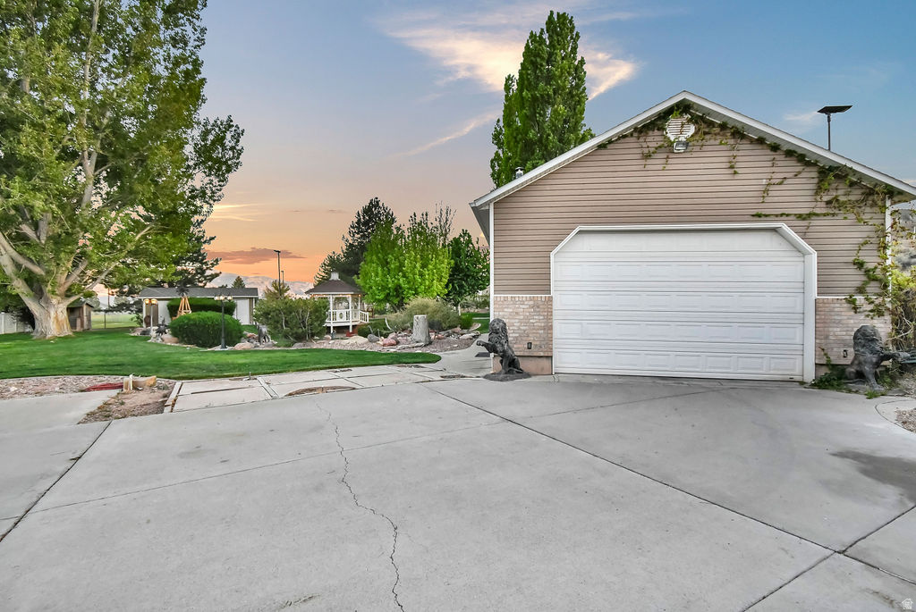 main property photo 75