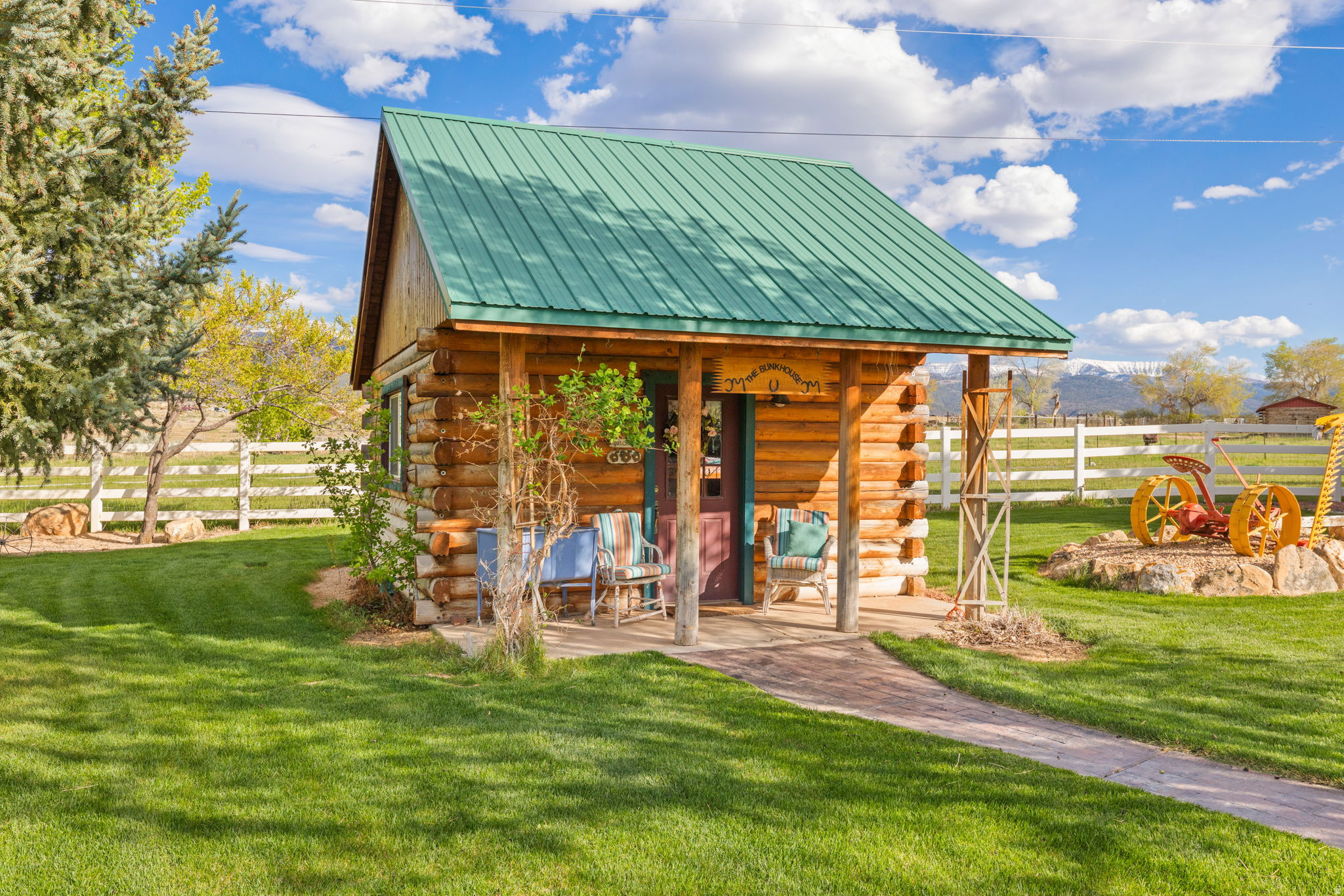 main property photo 41
