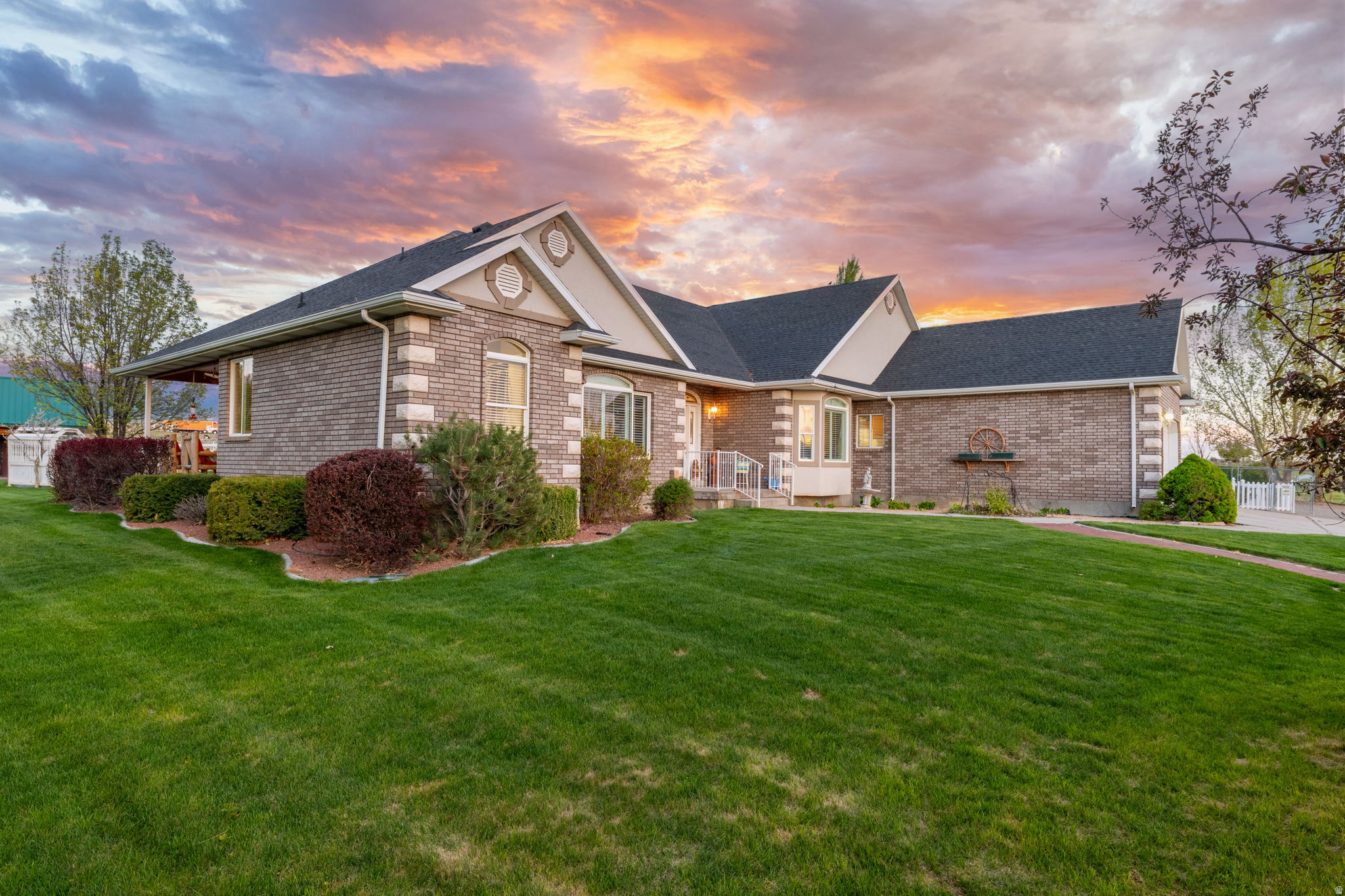 main property photo 67
