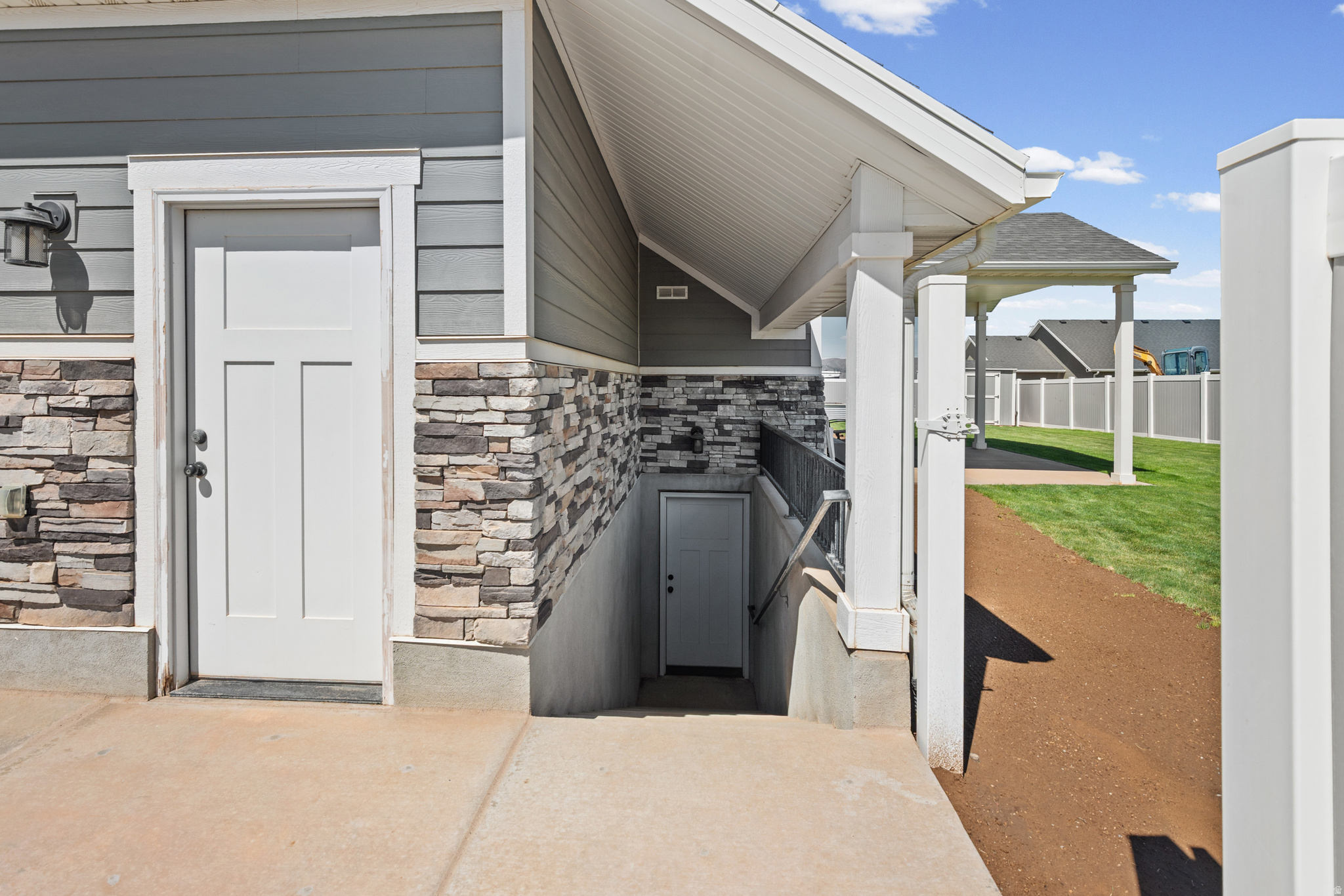 main property photo 48