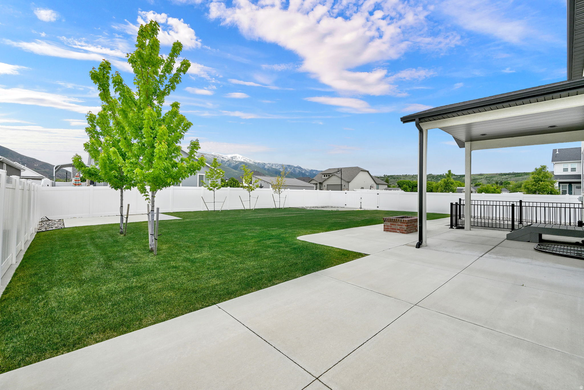 main property photo 47
