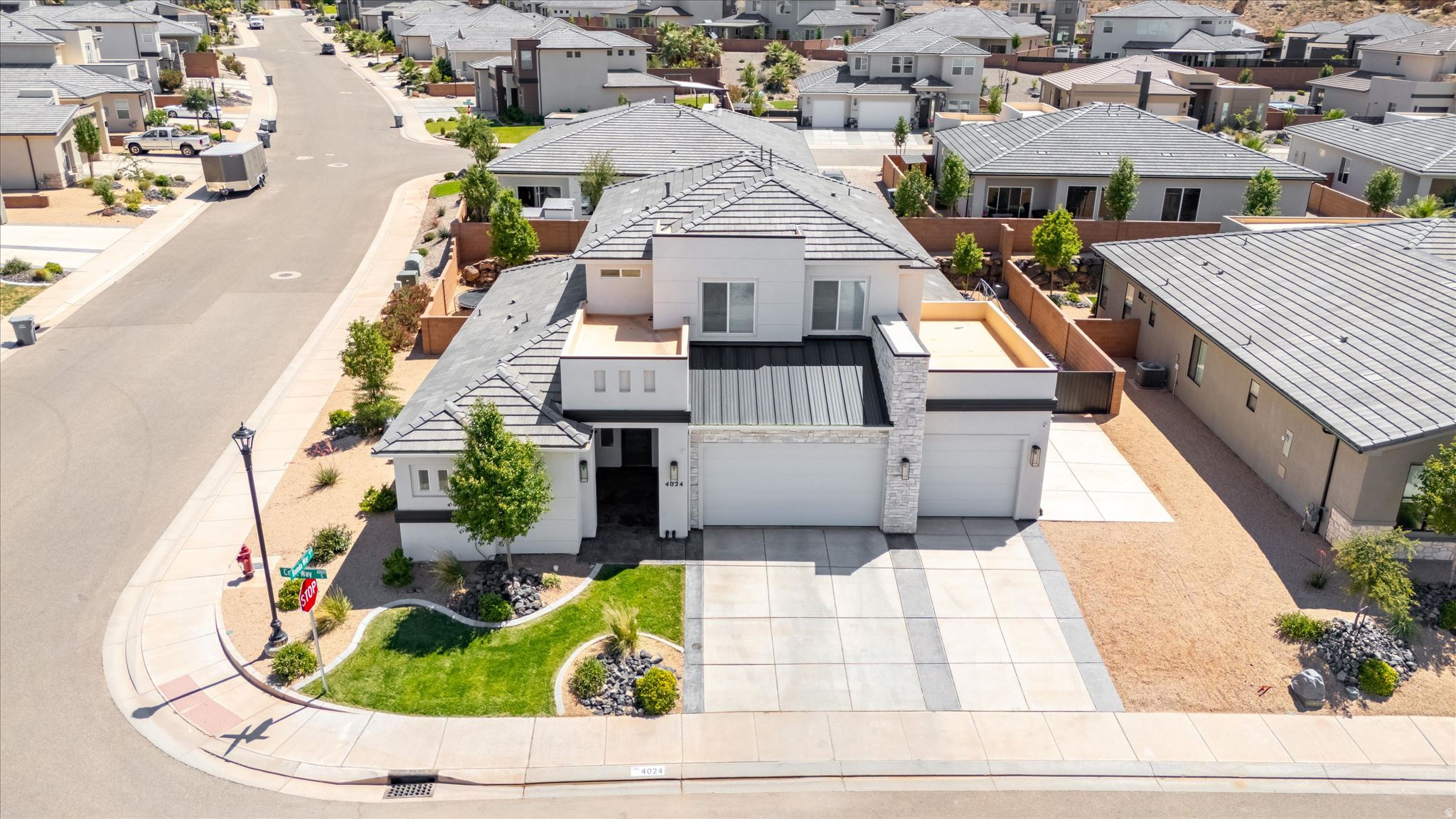 main property photo 45