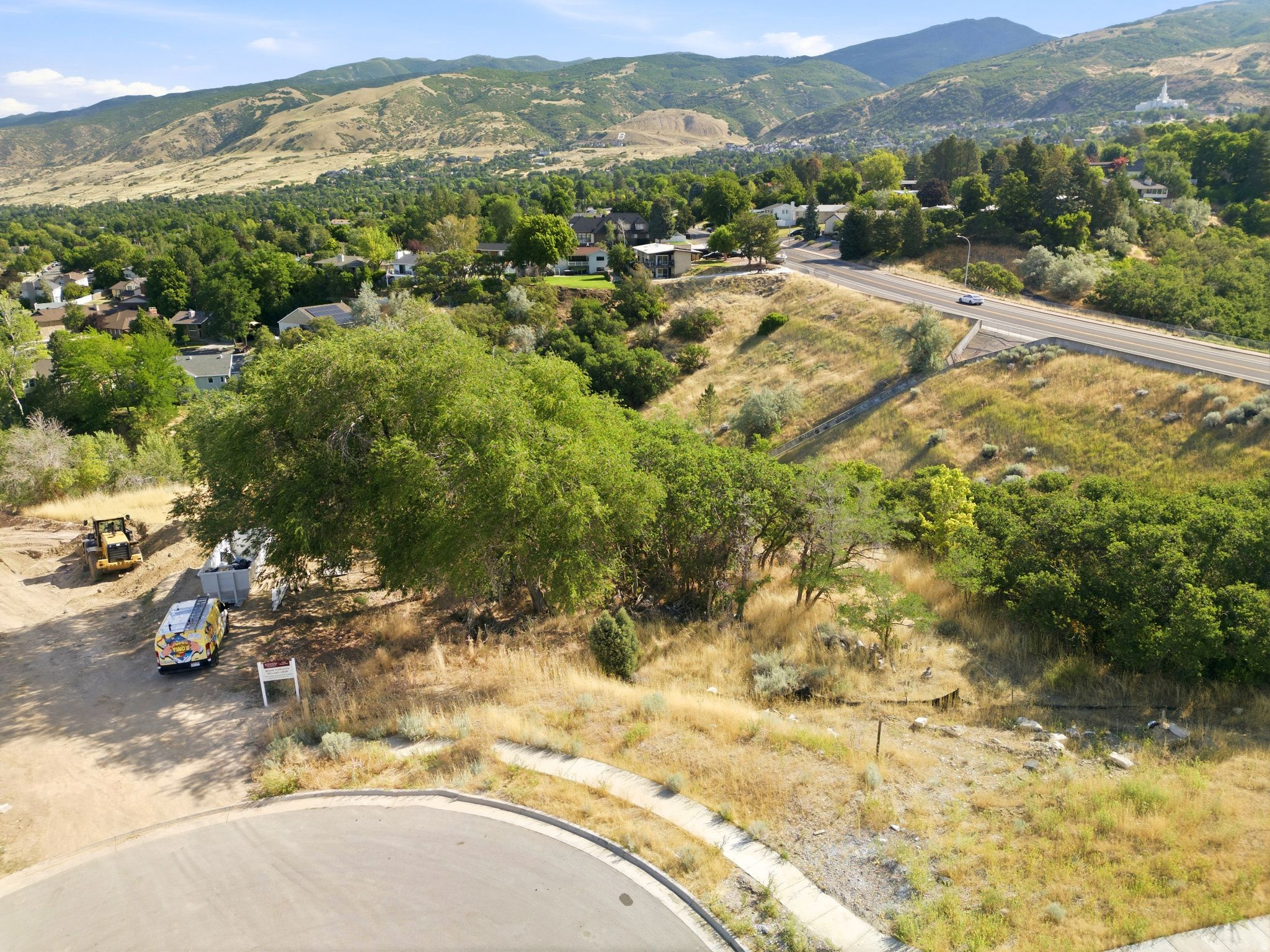 main property photo 3