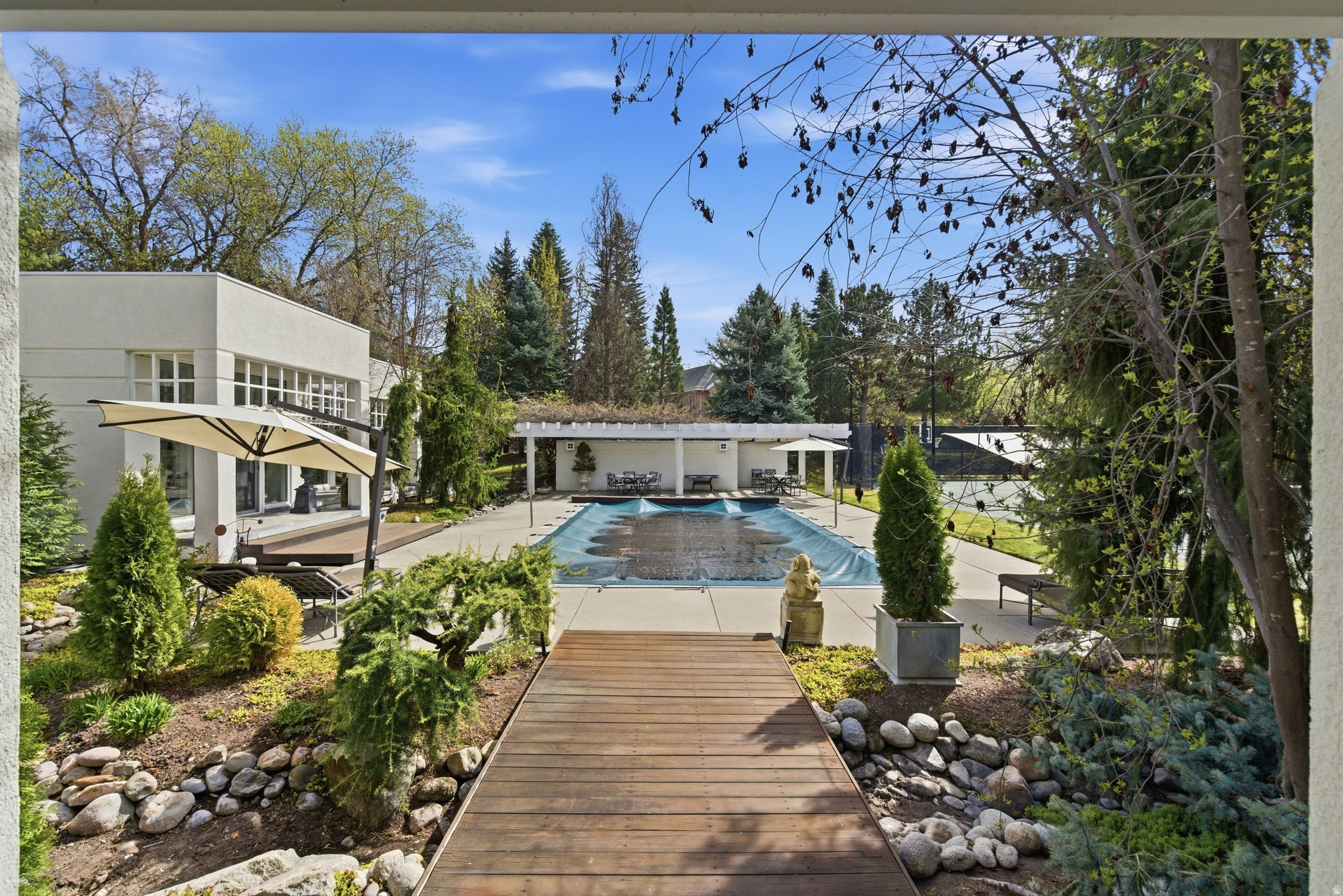 main property photo 84
