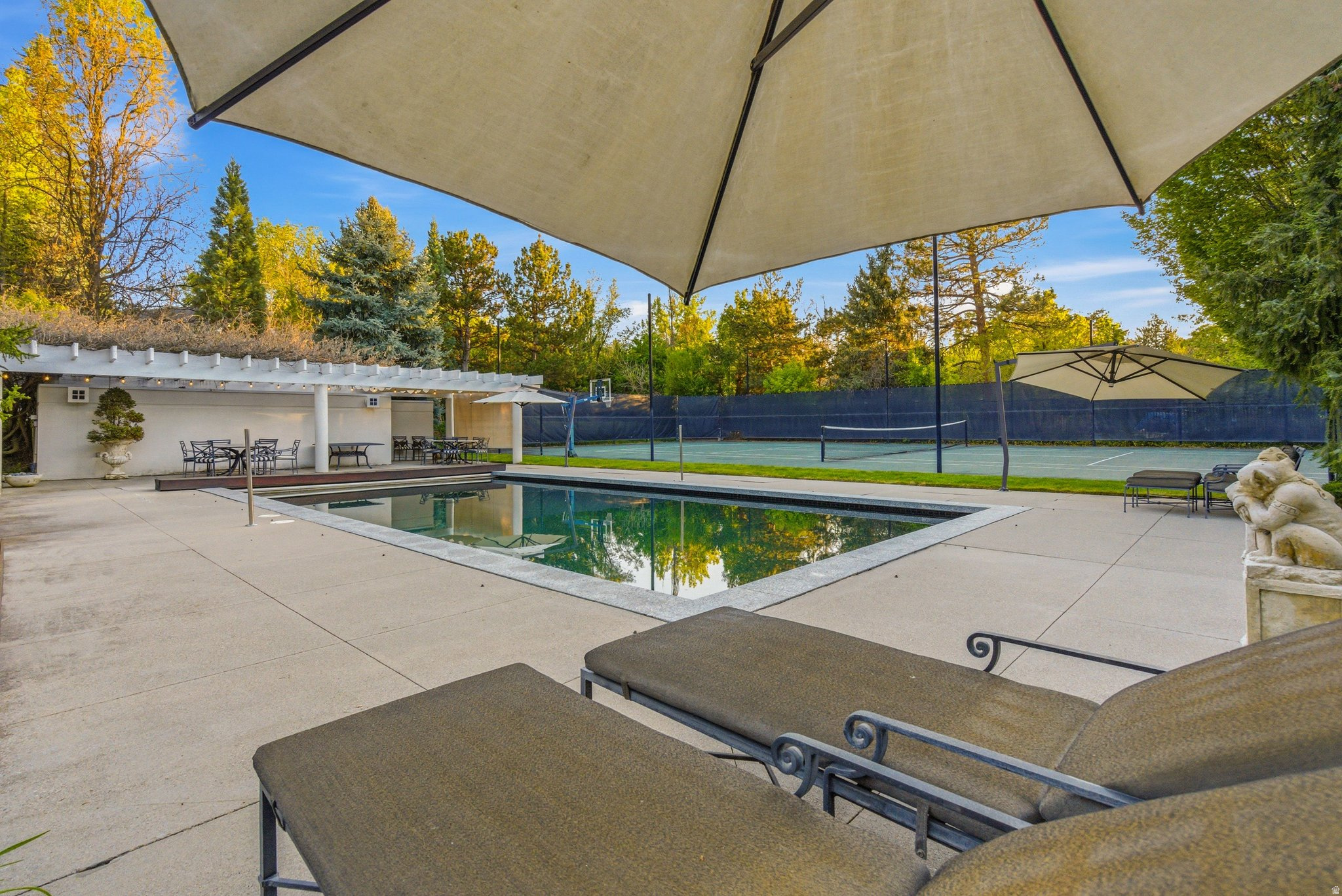 main property photo 91
