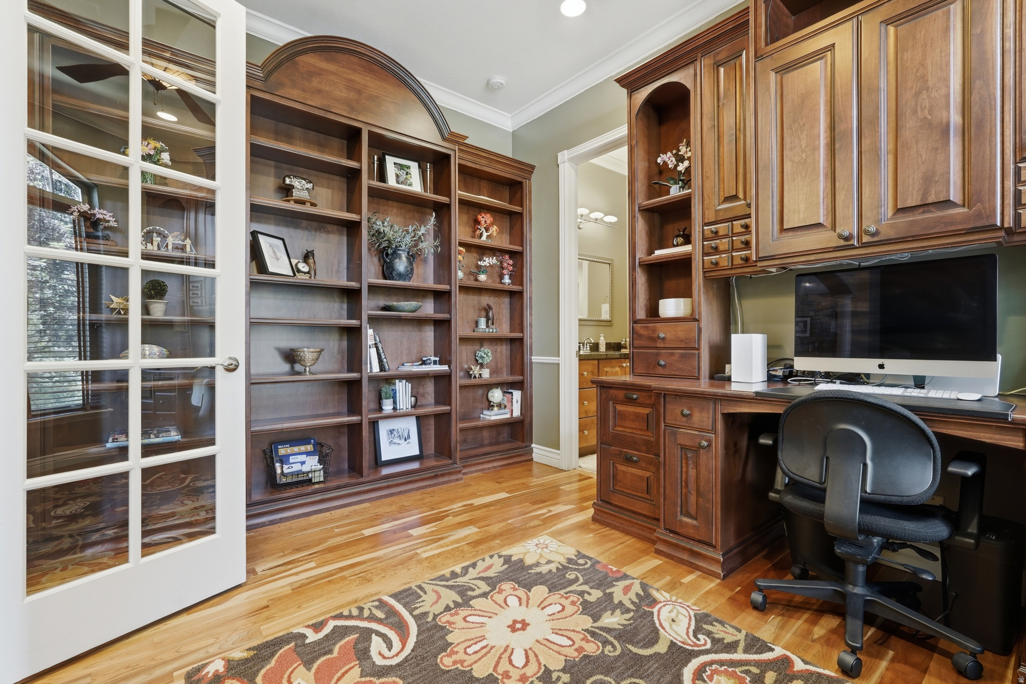 main property photo 28
