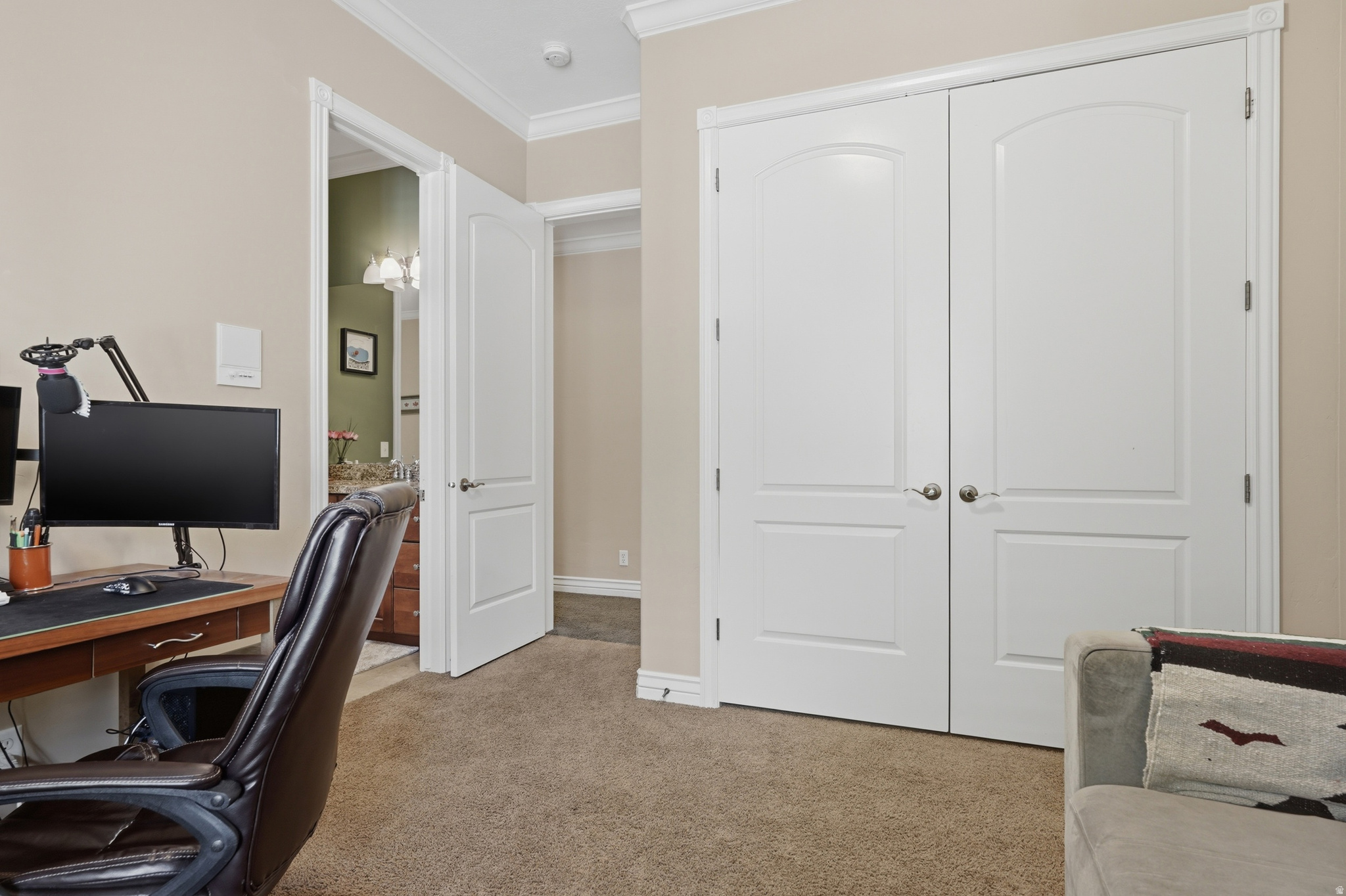 main property photo 39