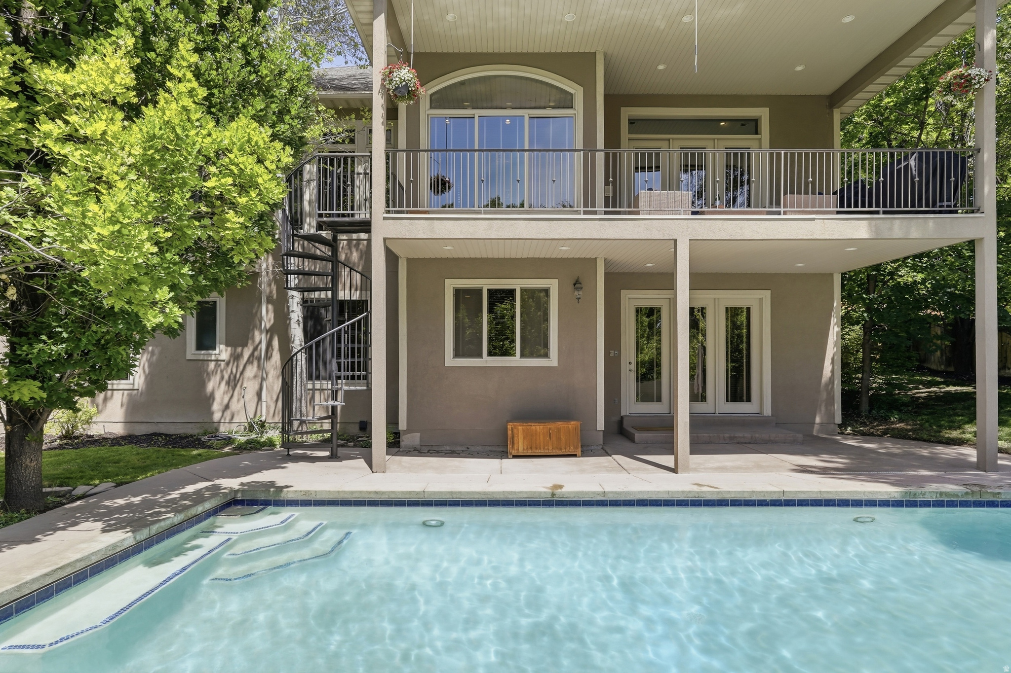 main property photo 54
