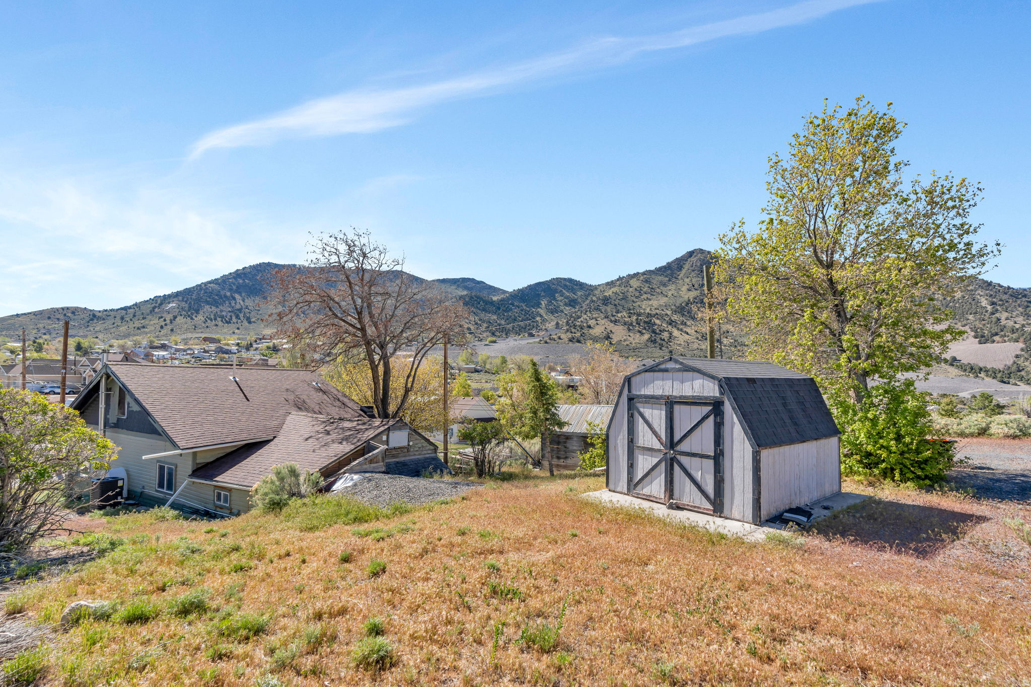 main property photo 17