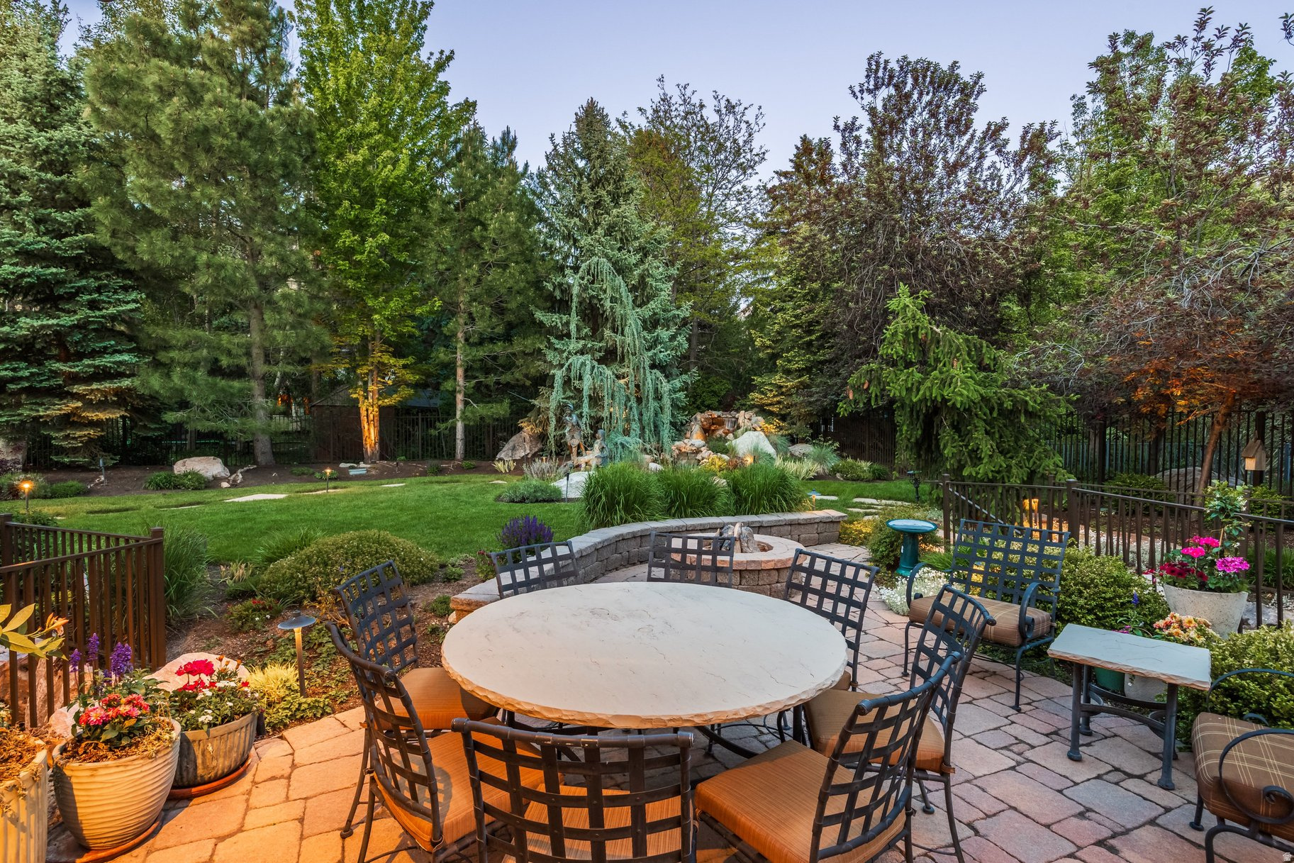 main property photo 33