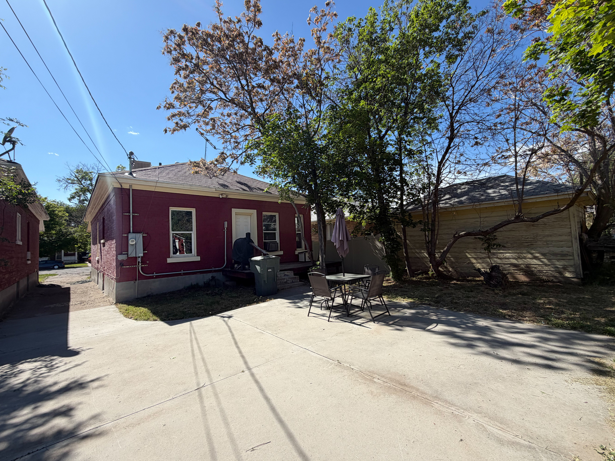 main property photo 24