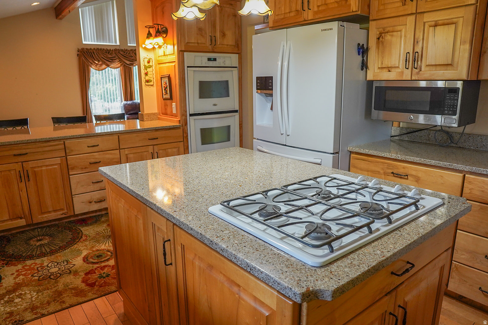 main property photo 17