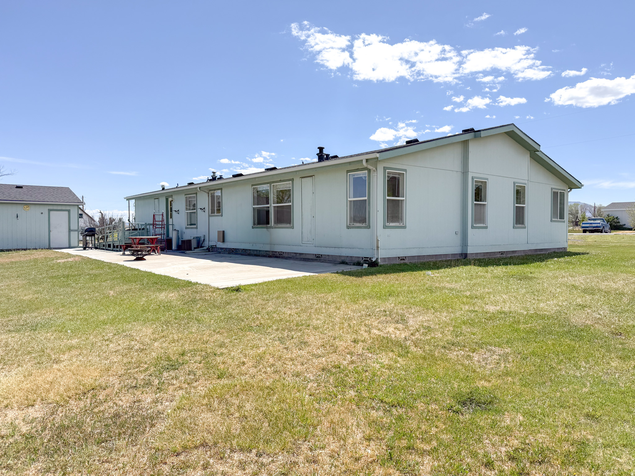 main property photo 14