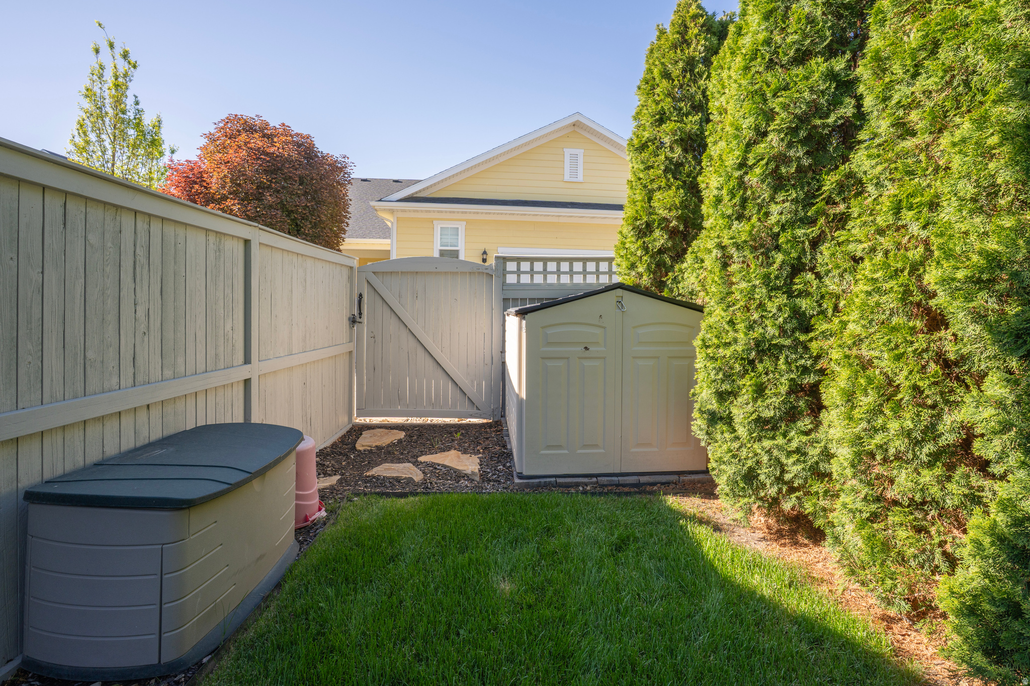 main property photo 44