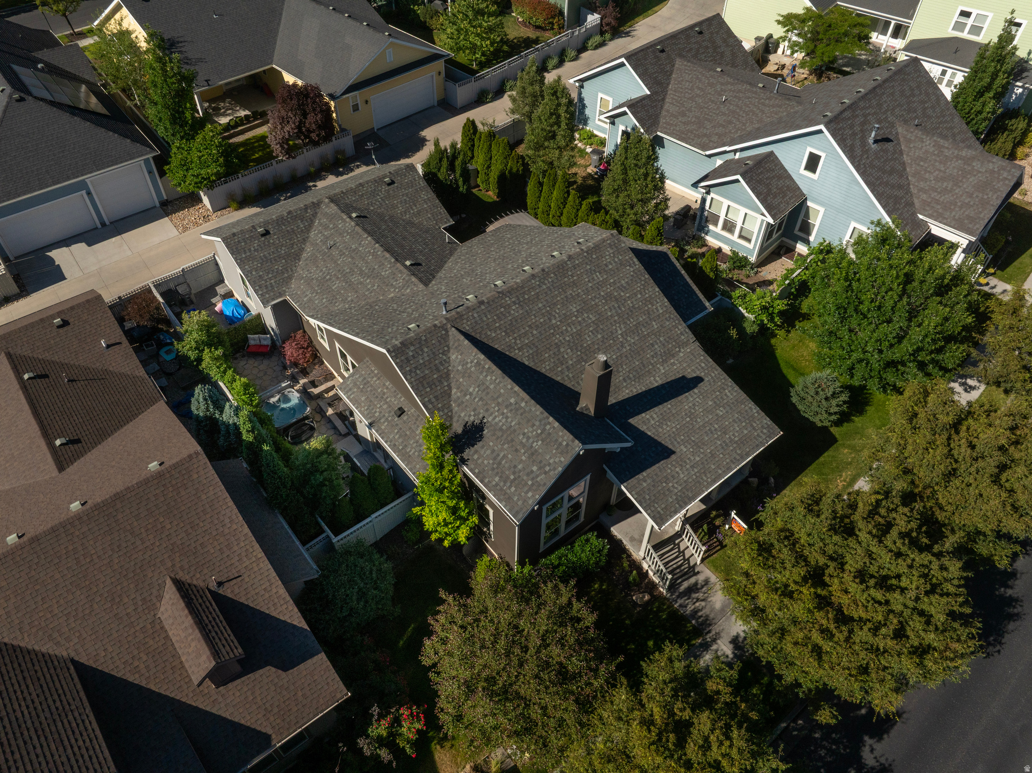 main property photo 50