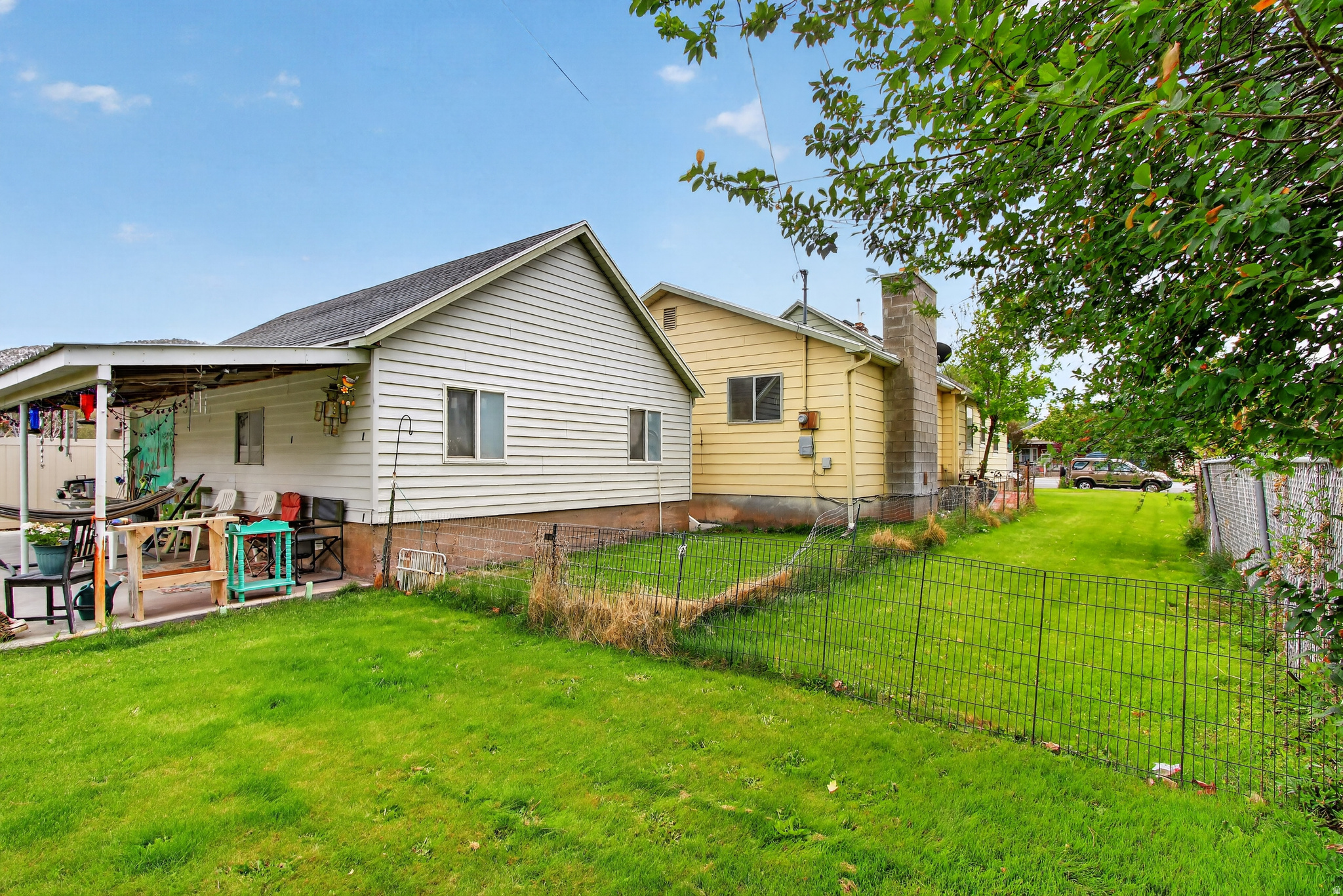 main property photo 28