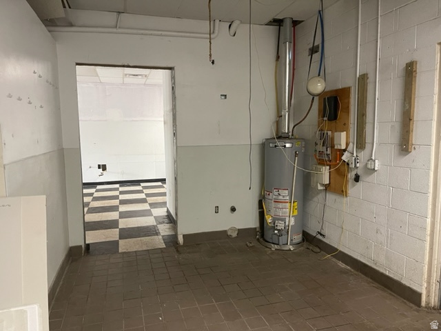 main property photo 14