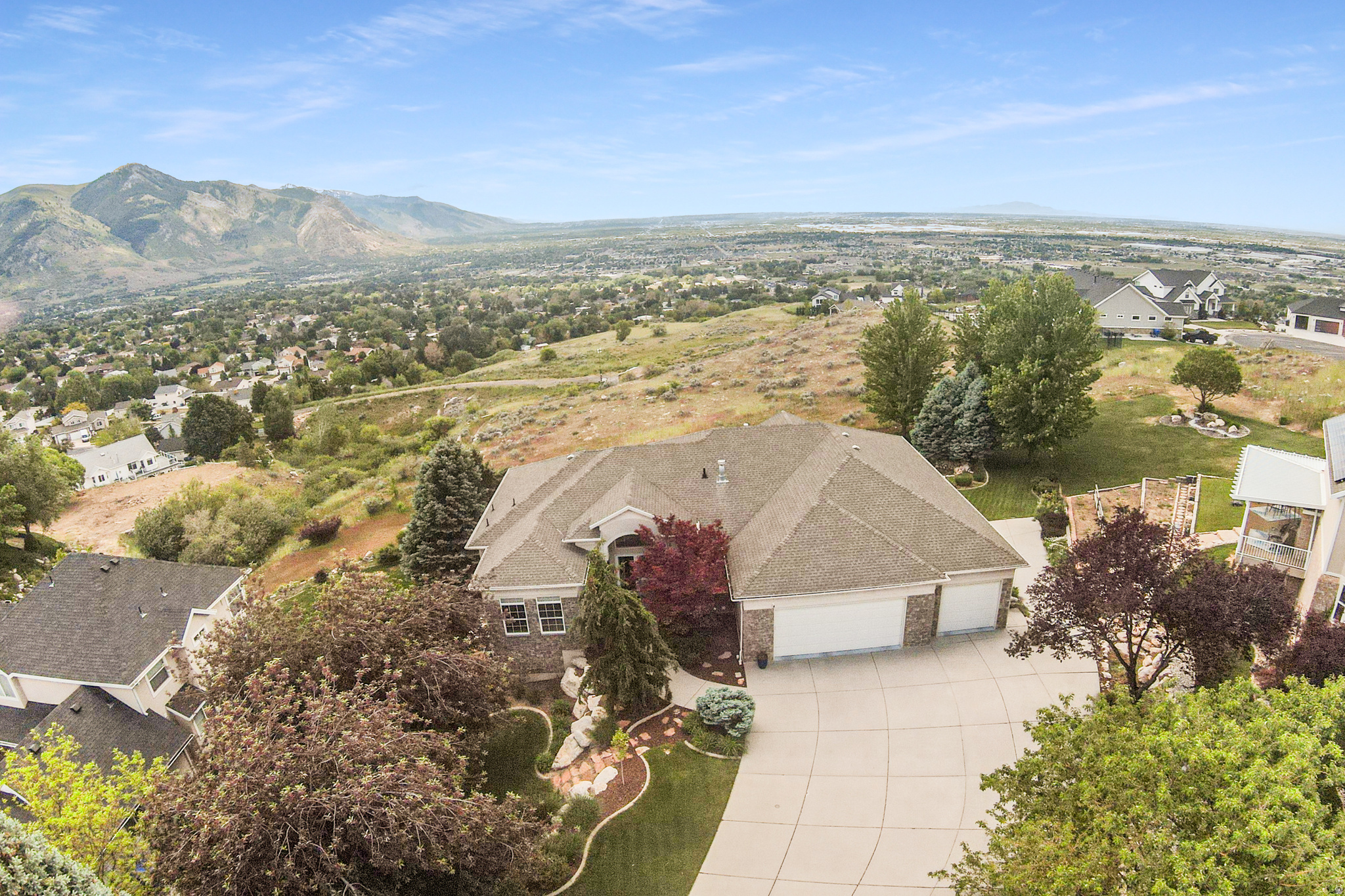 main property photo 60