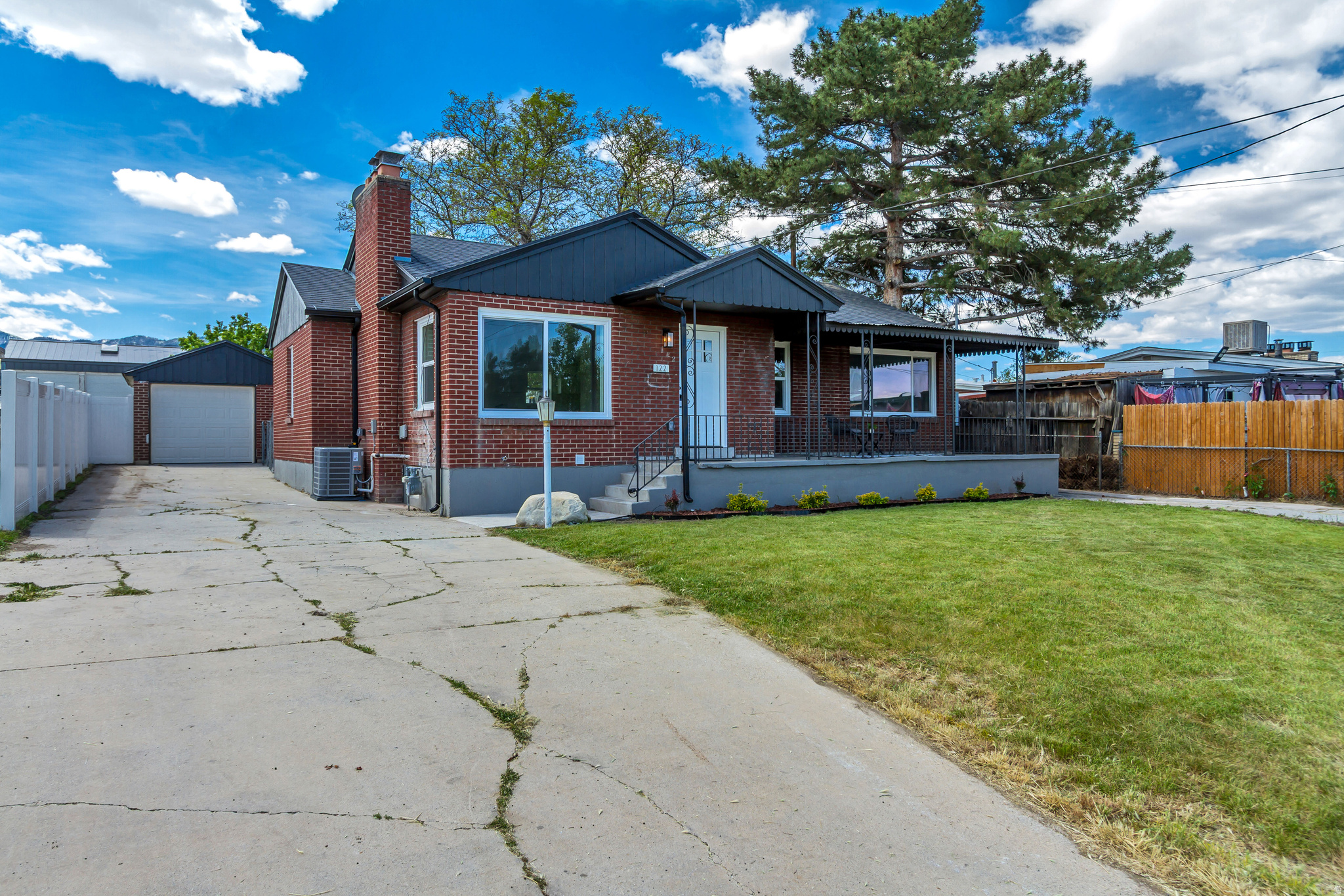 main property photo 27
