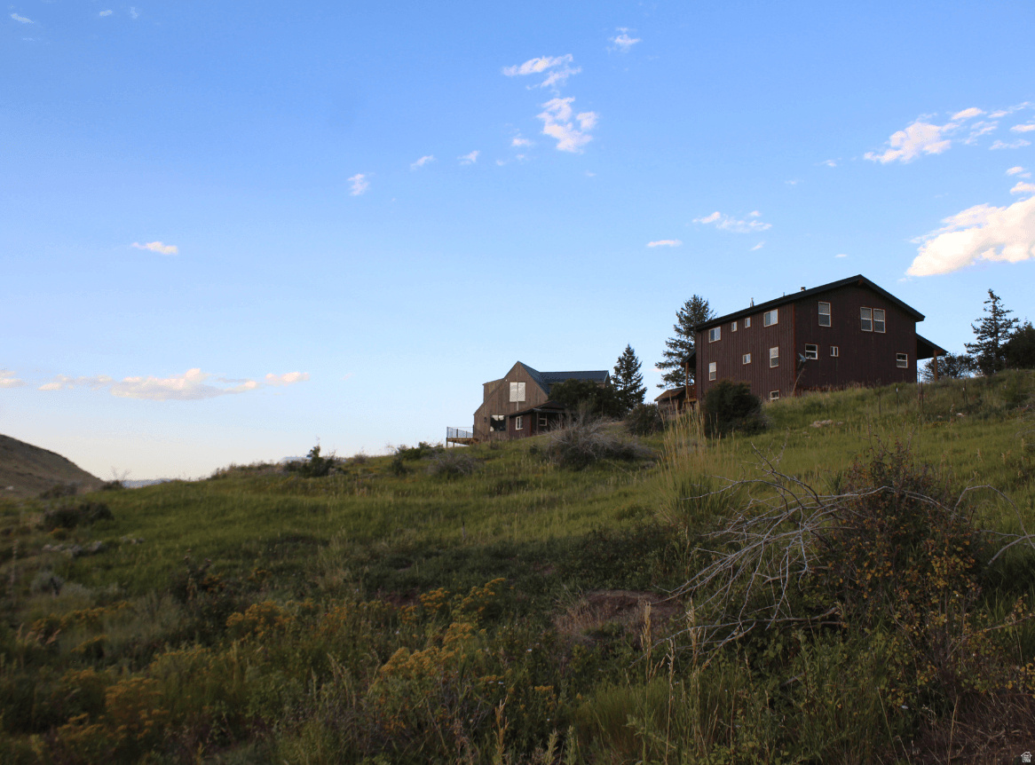 main property photo 12
