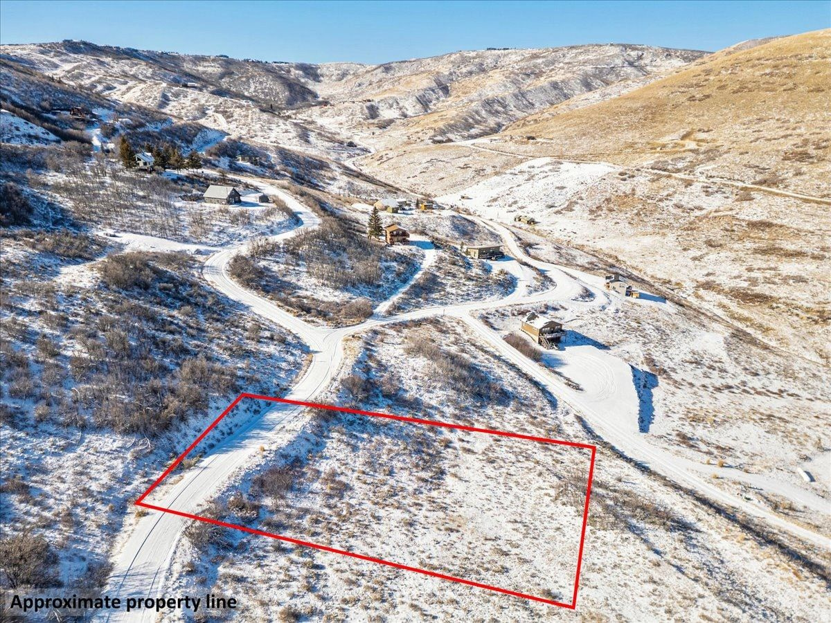 main property photo 20