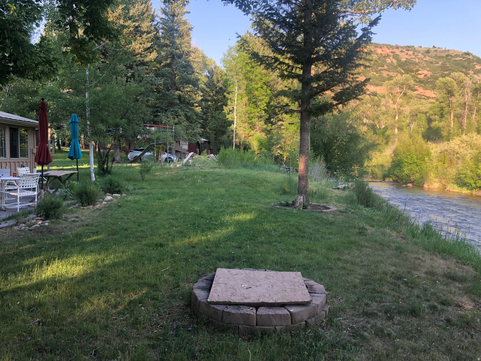 main property photo 10