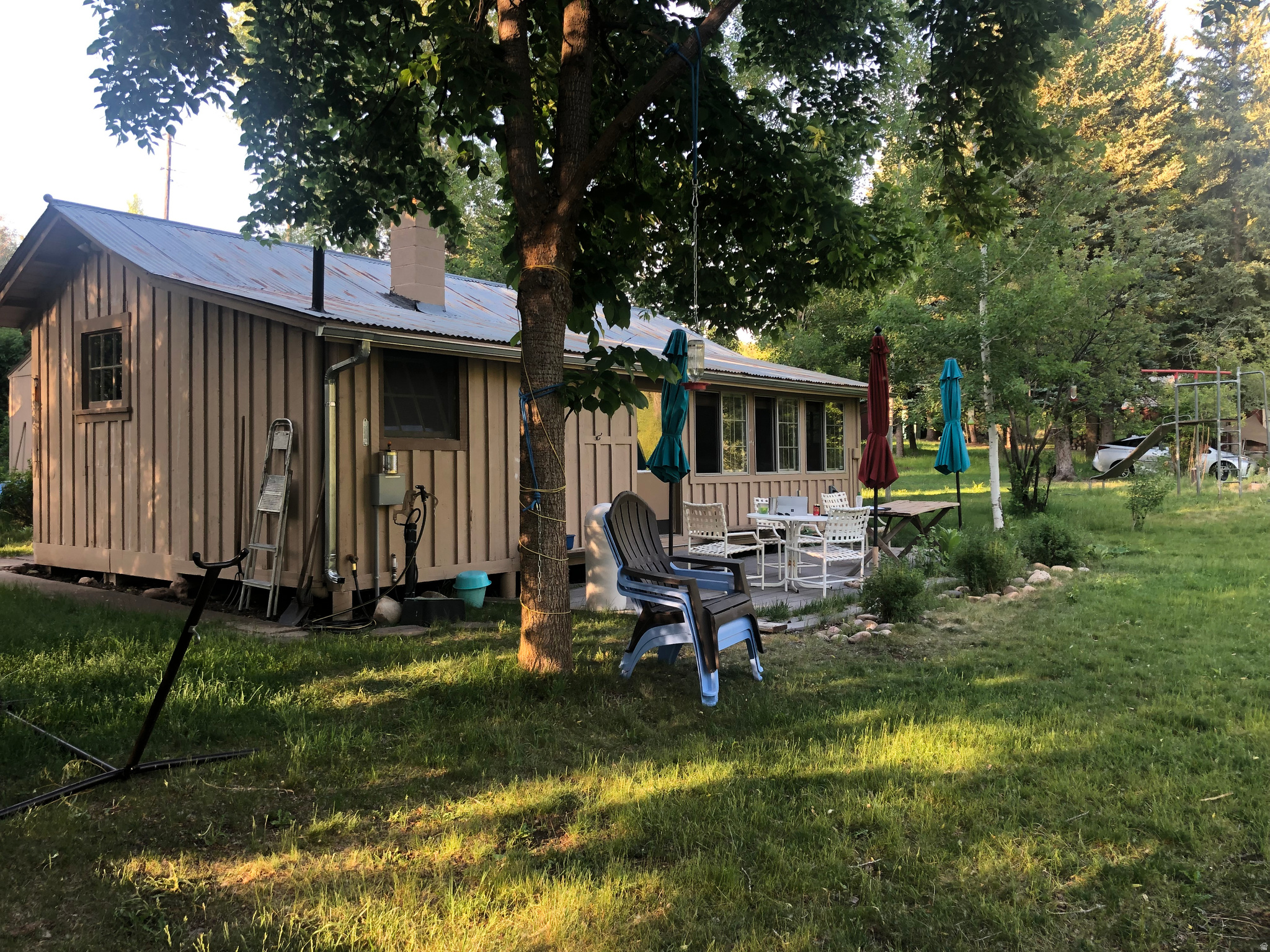 main property photo 9