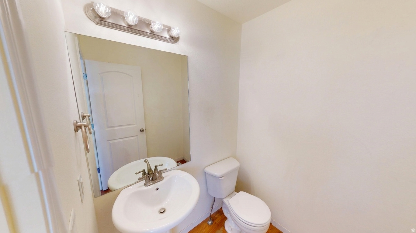 main property photo 8