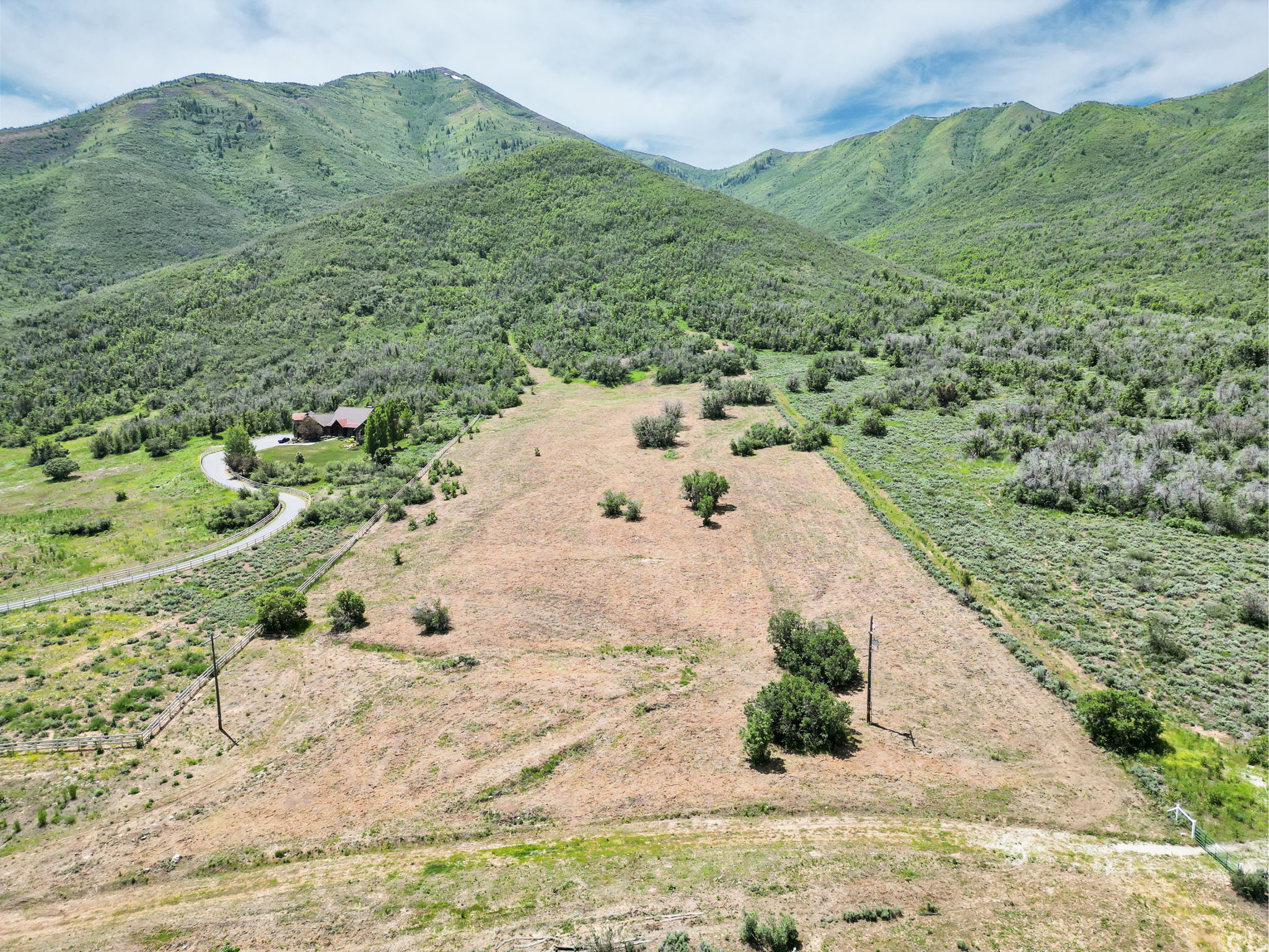 main property photo 4