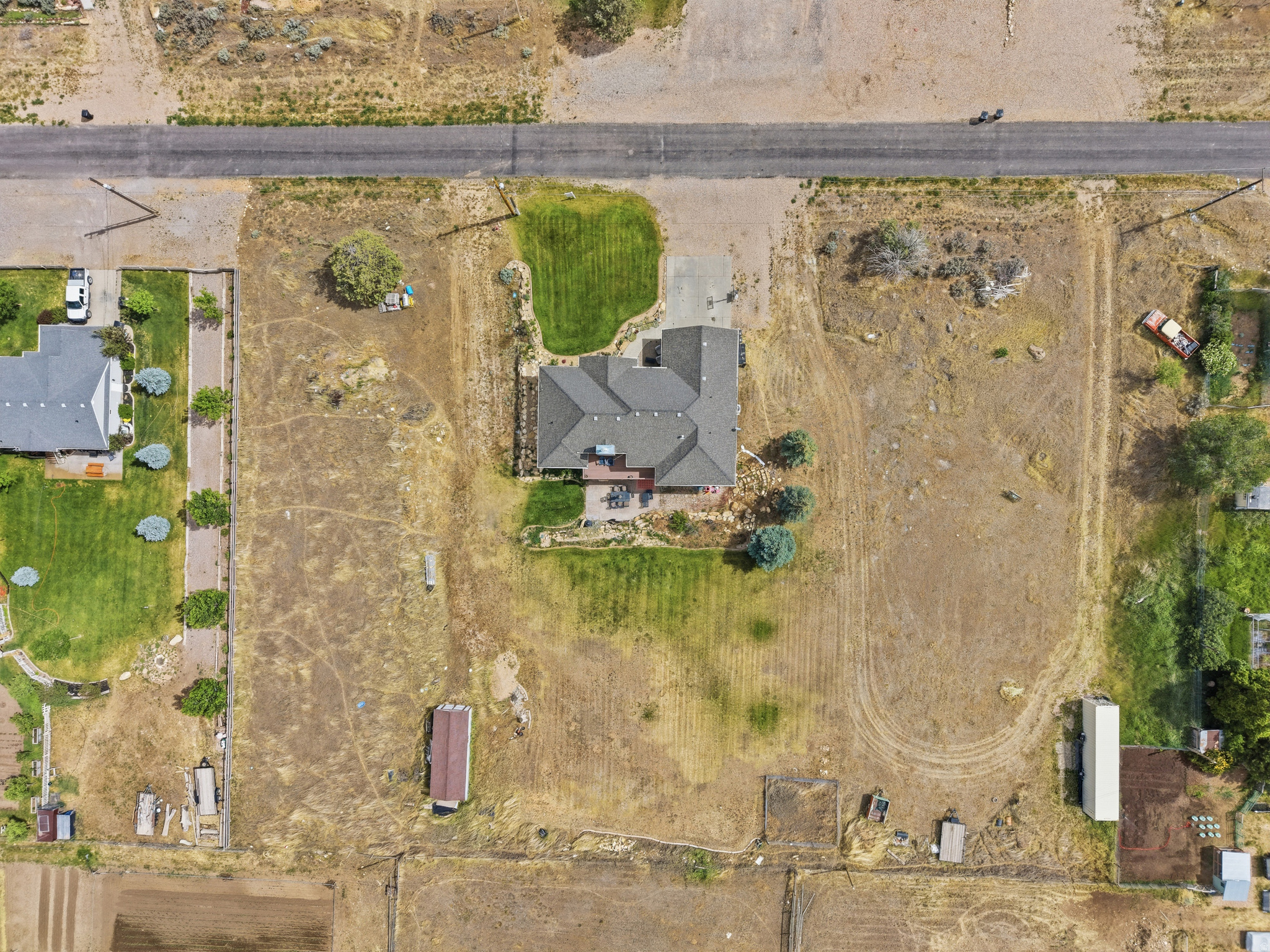 main property photo 40