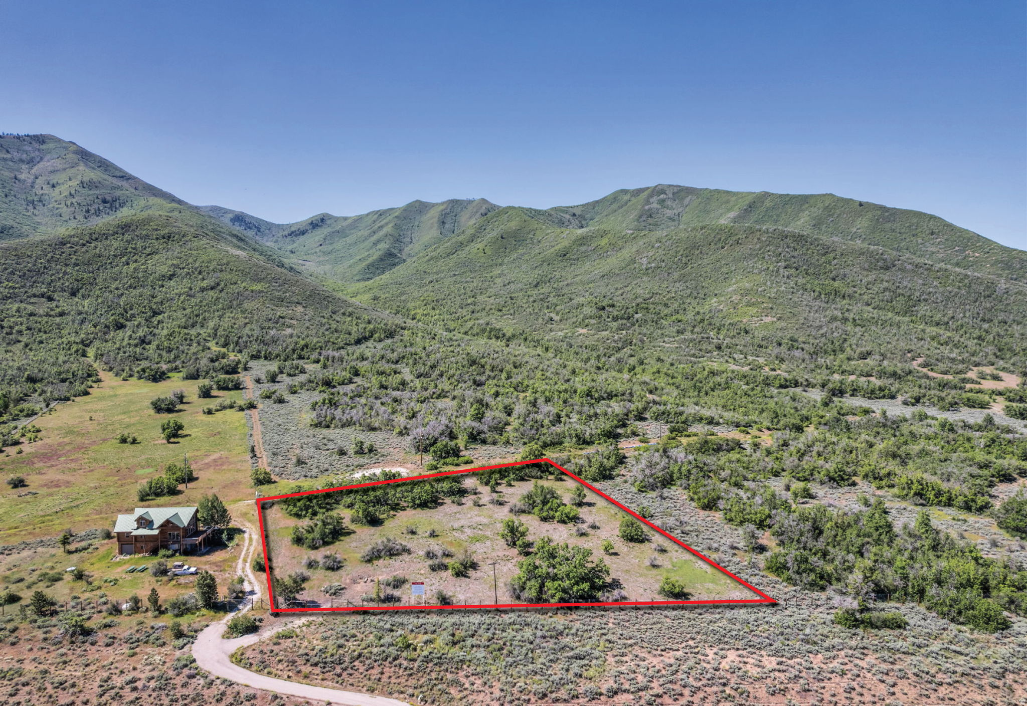 main property photo 2