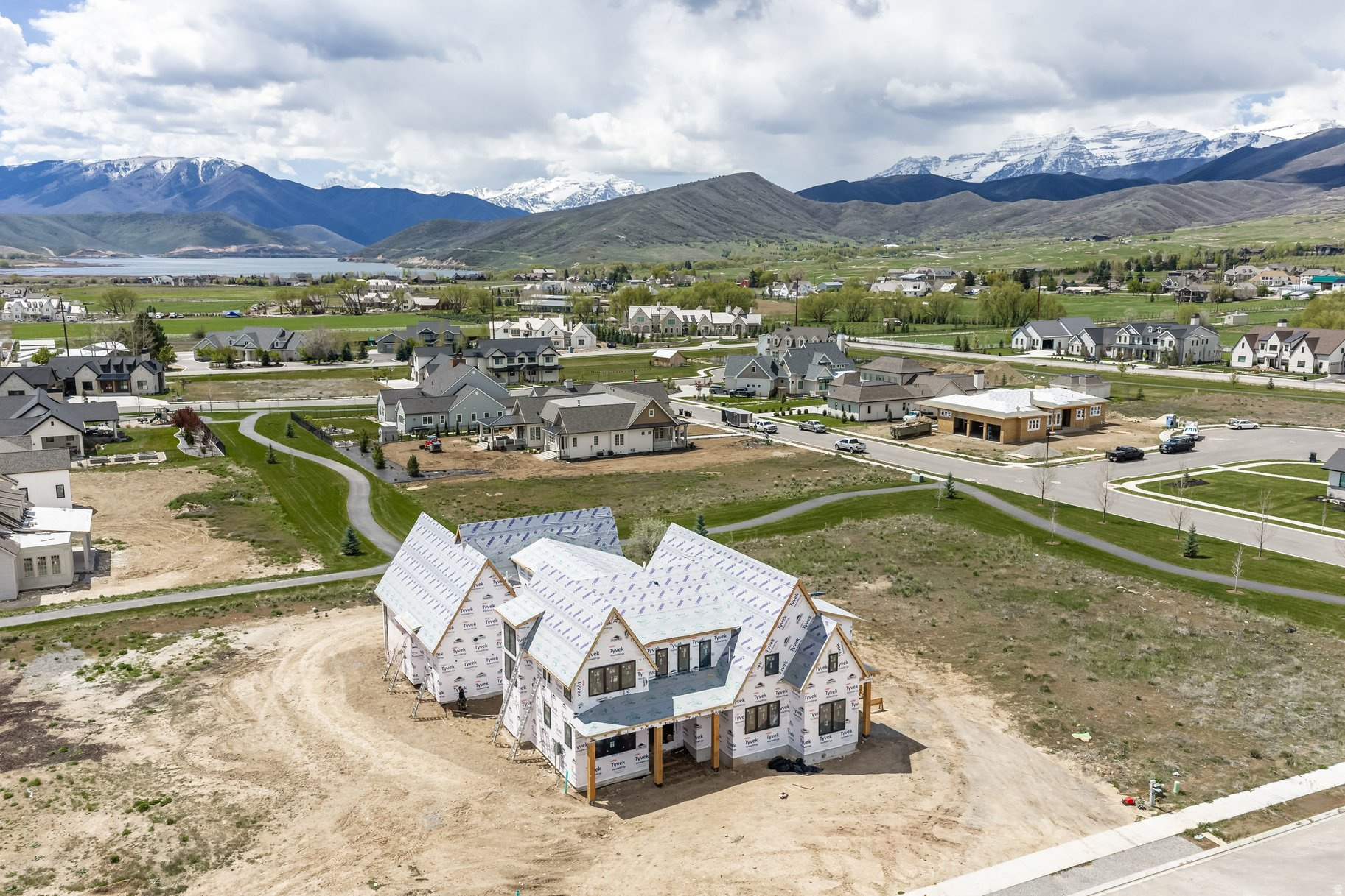 main property photo 26