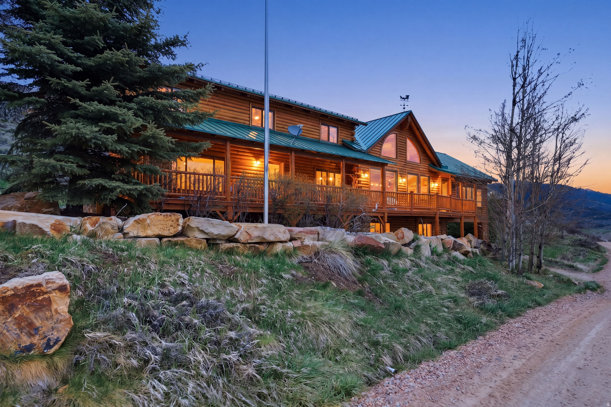 main property photo 2