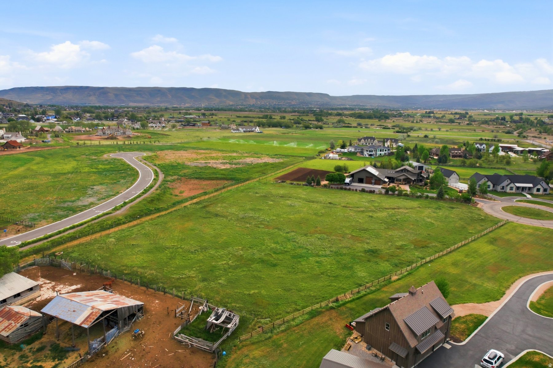 main property photo 14