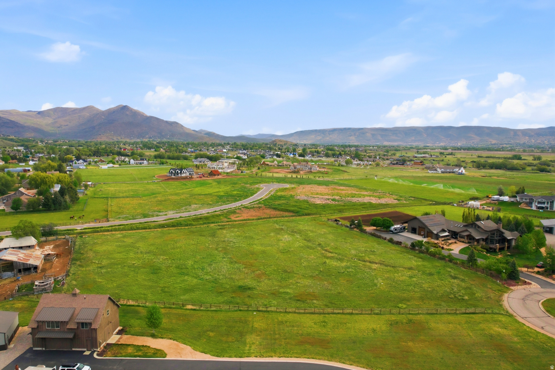 main property photo 8