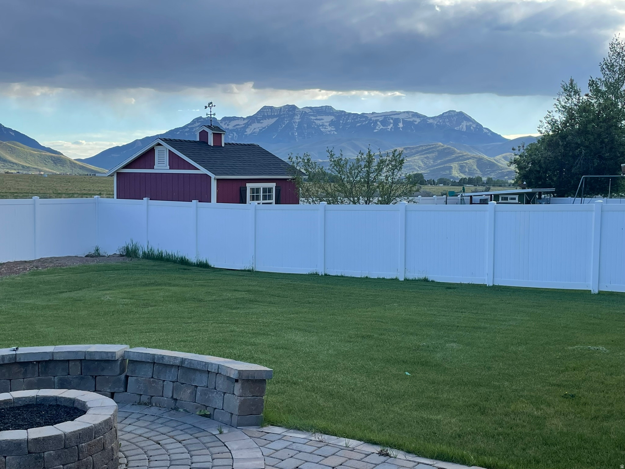 main property photo 4