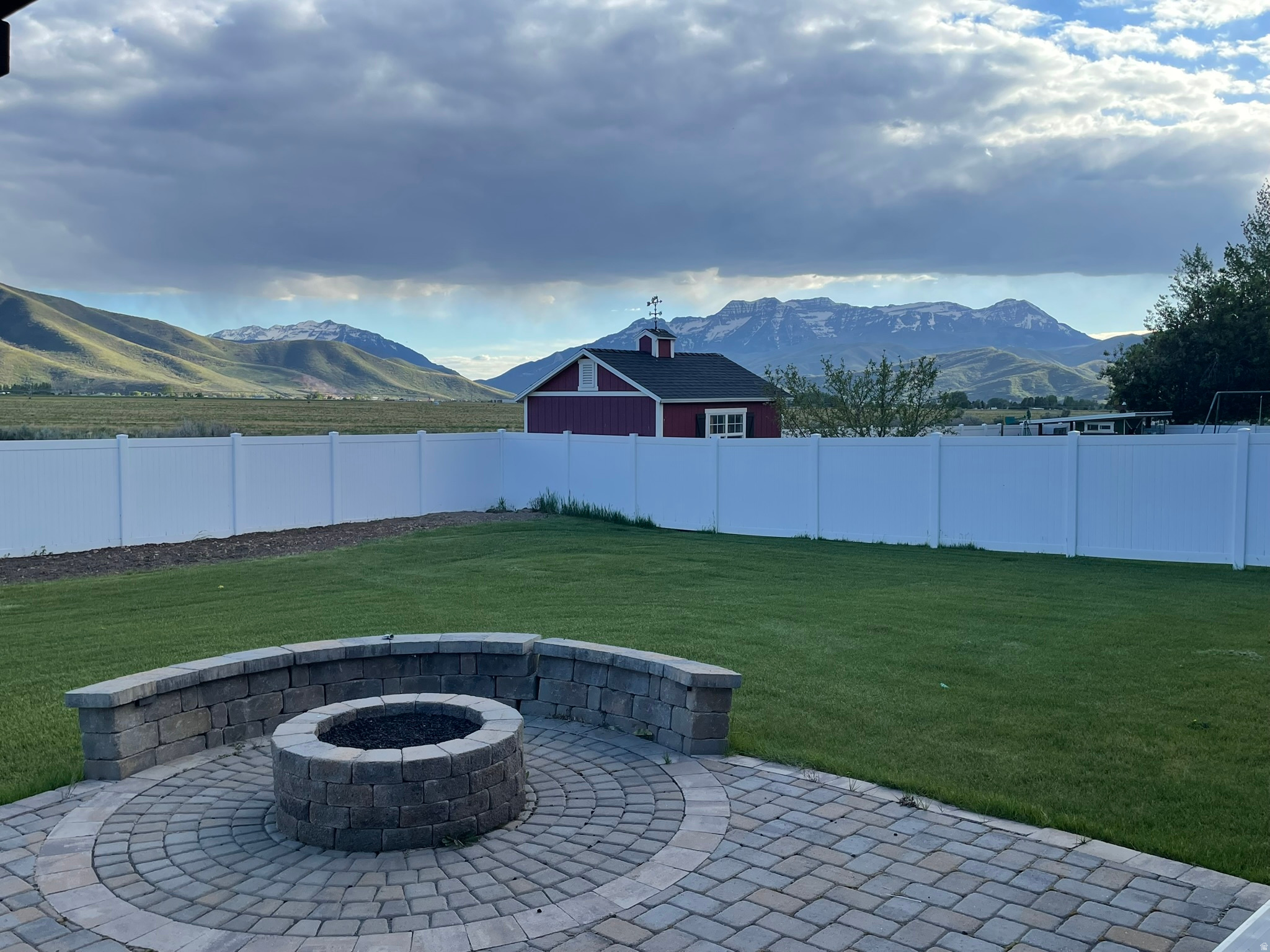 main property photo 5