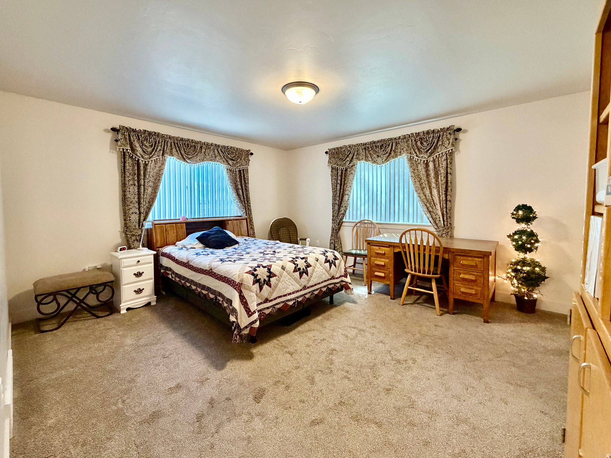 main property photo 6