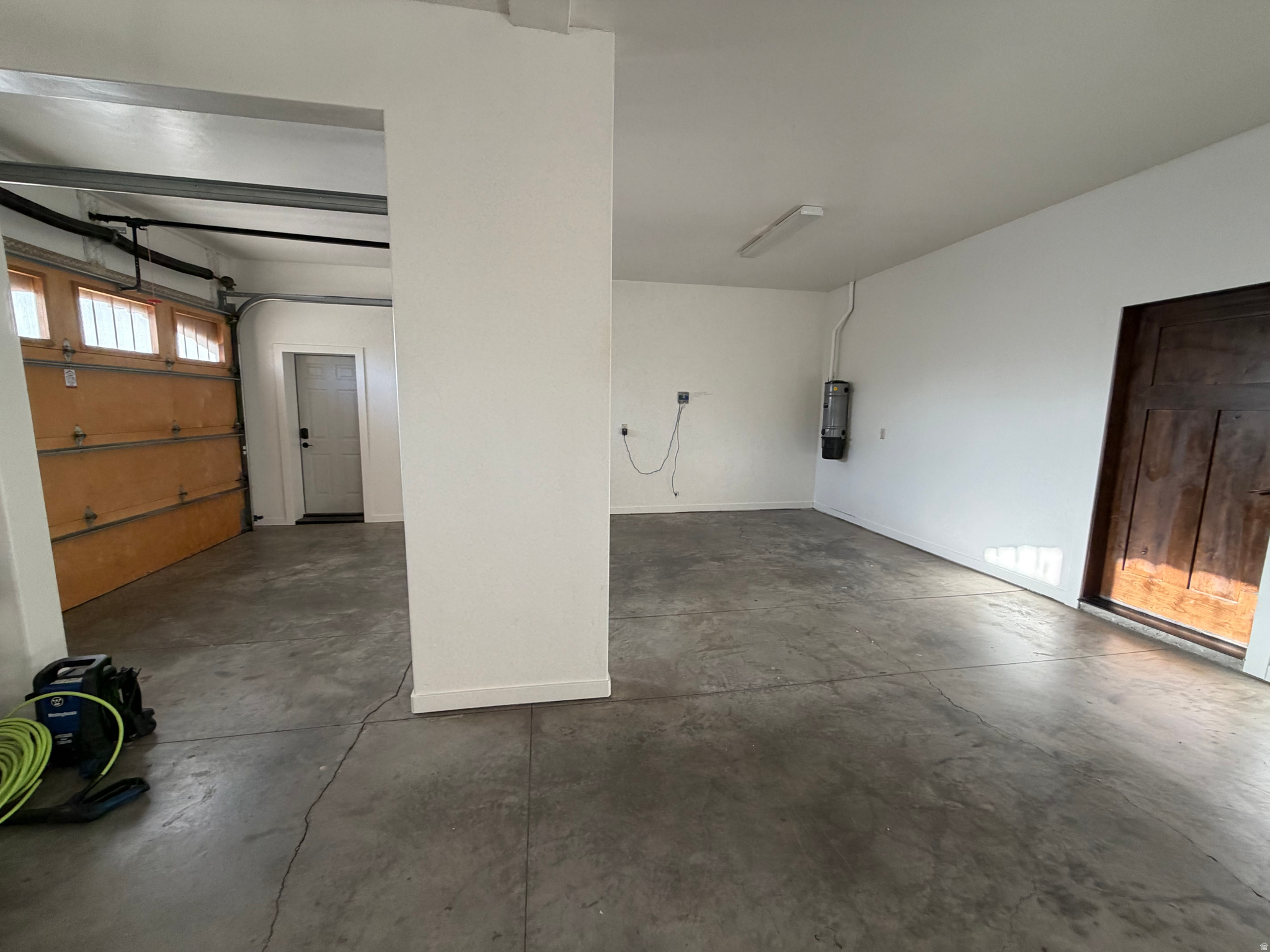main property photo 60