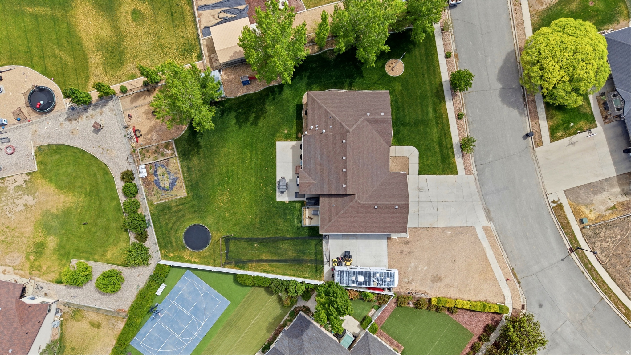 main property photo 56