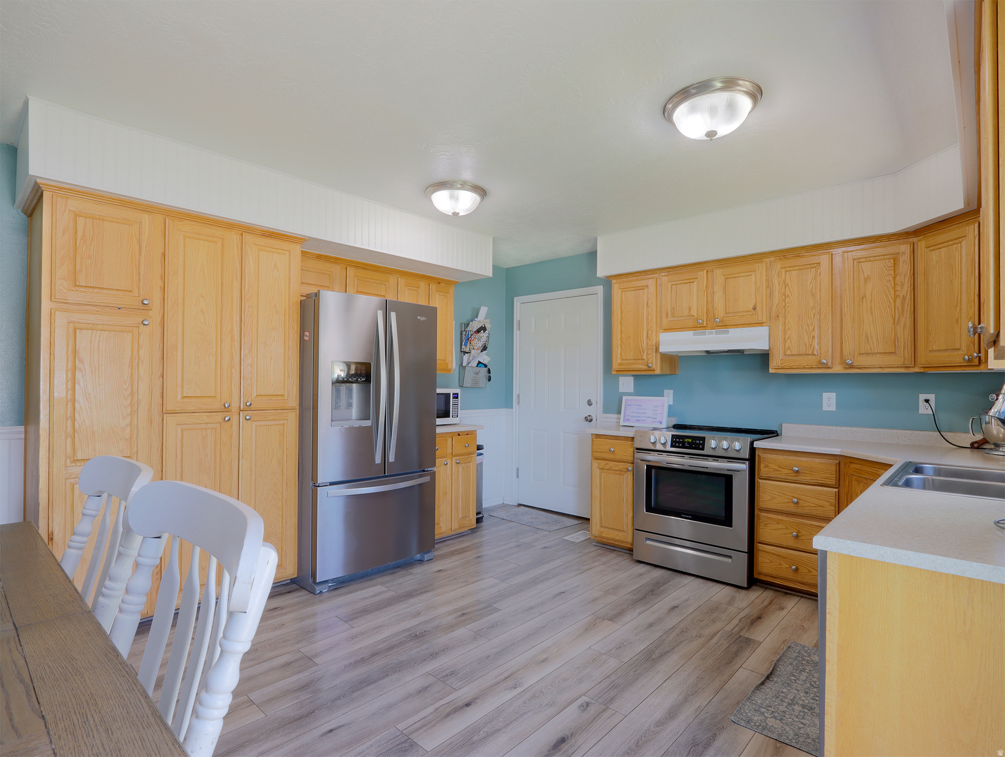 main property photo 16