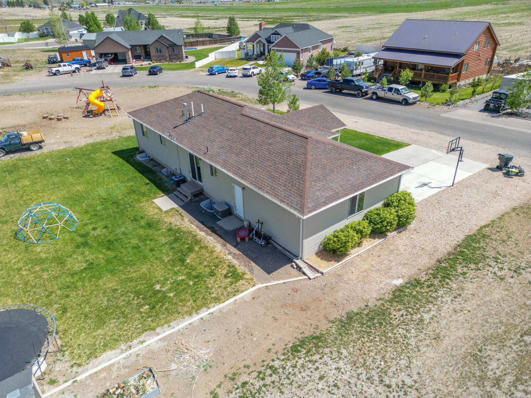 main property photo 65