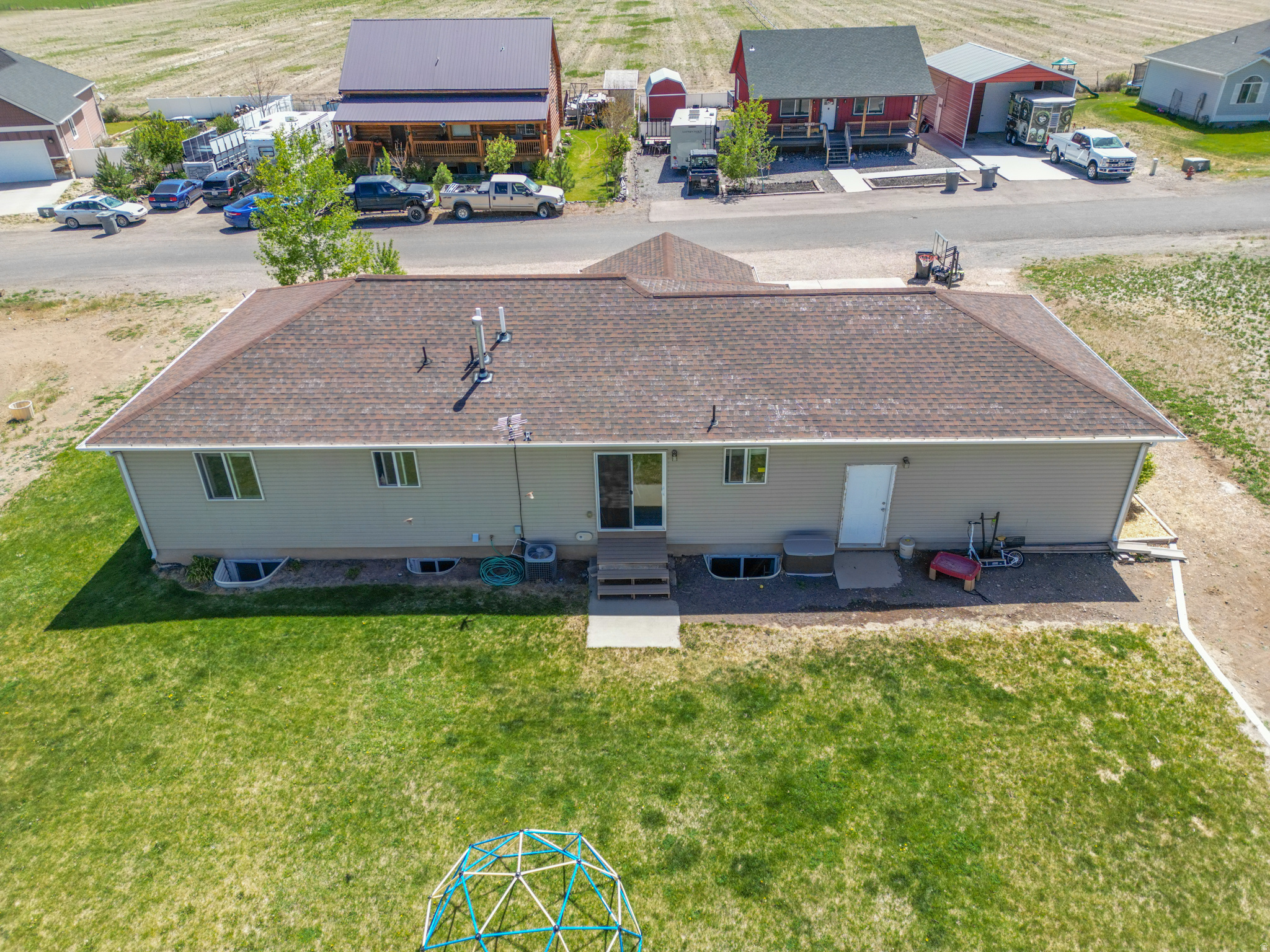 main property photo 66
